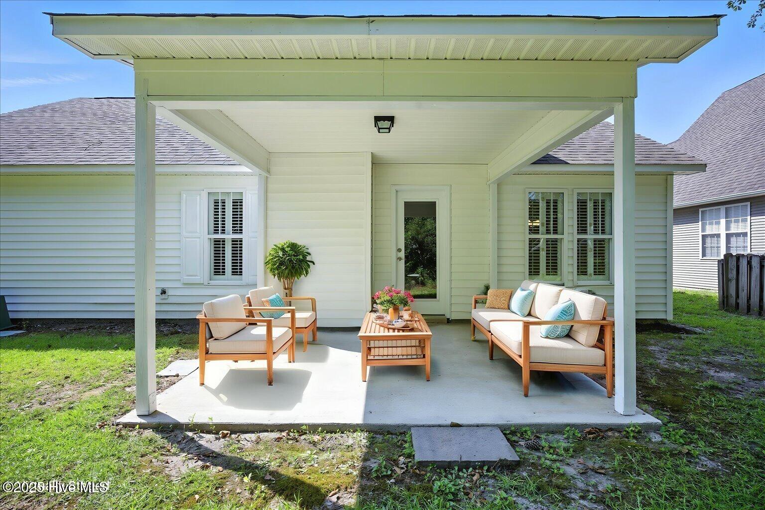 111 Yaupon Court Property Photo 23