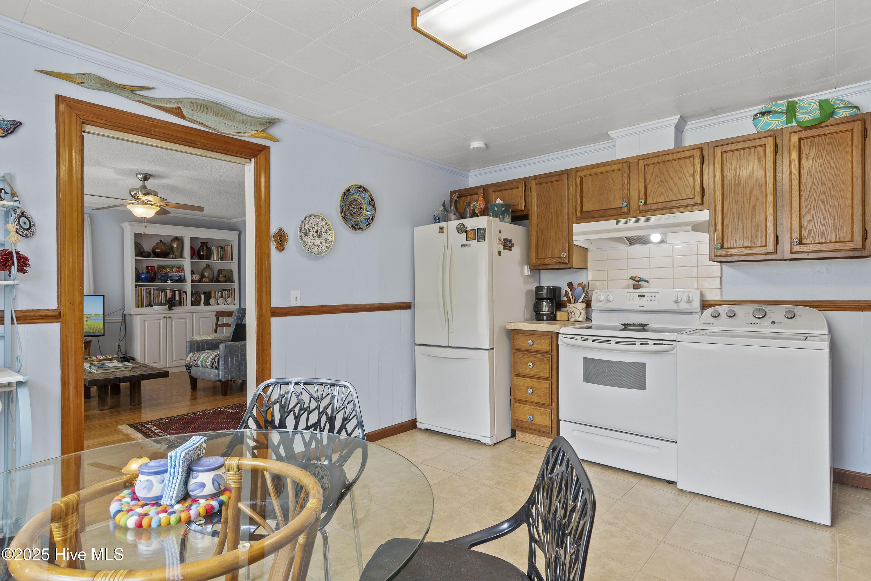 109 Sunshine Court Property Photo 9