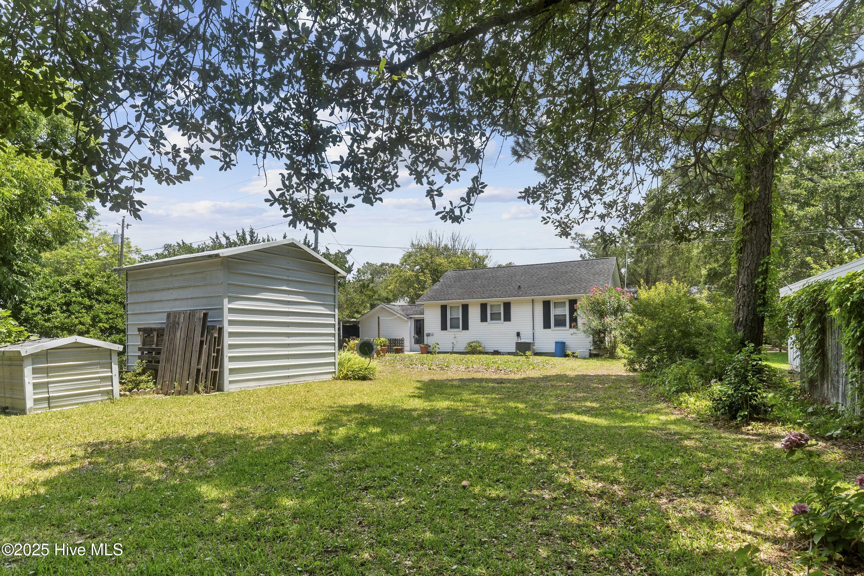 109 Sunshine Court Property Photo 38