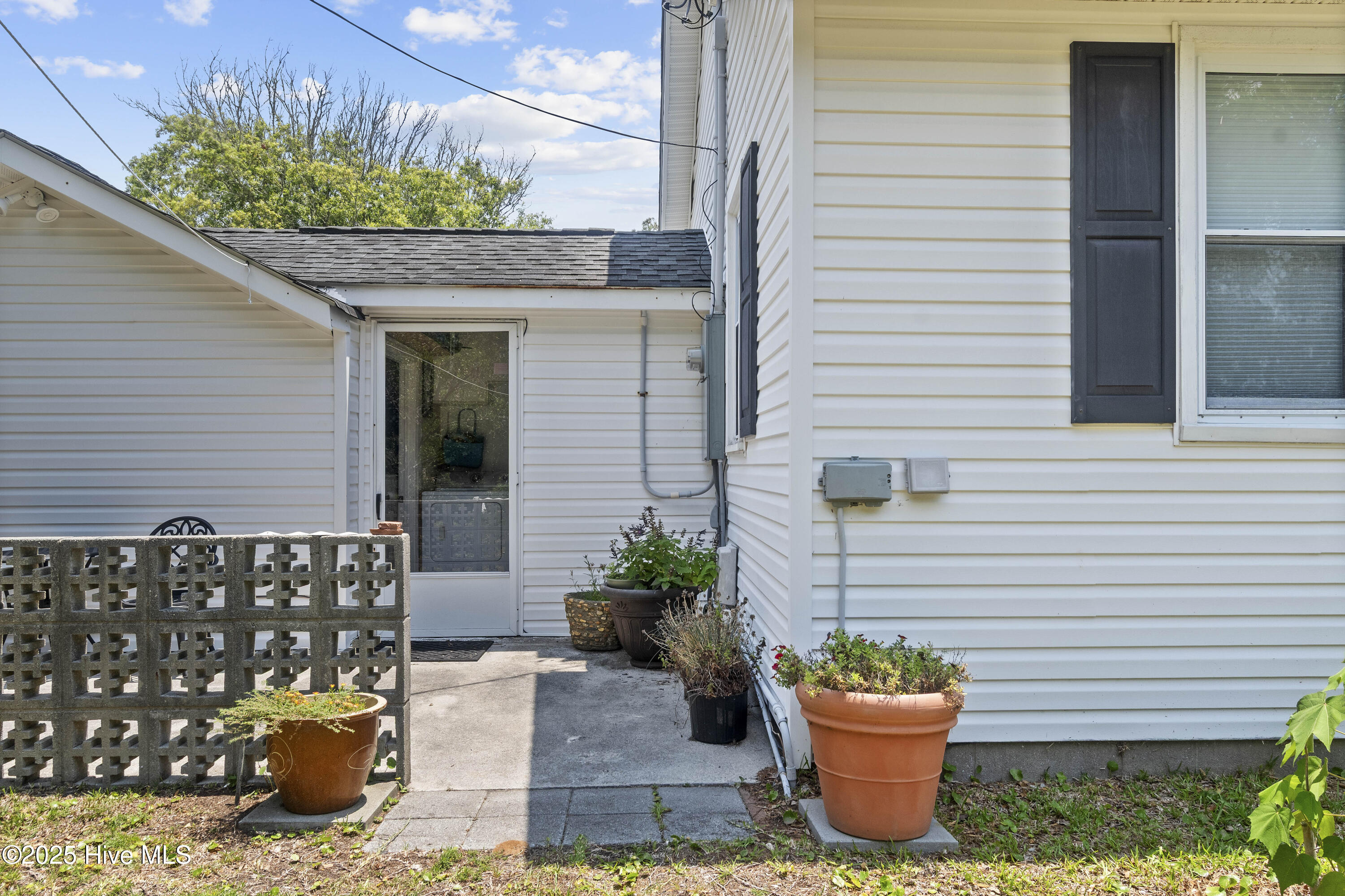 109 Sunshine Court Property Photo 44