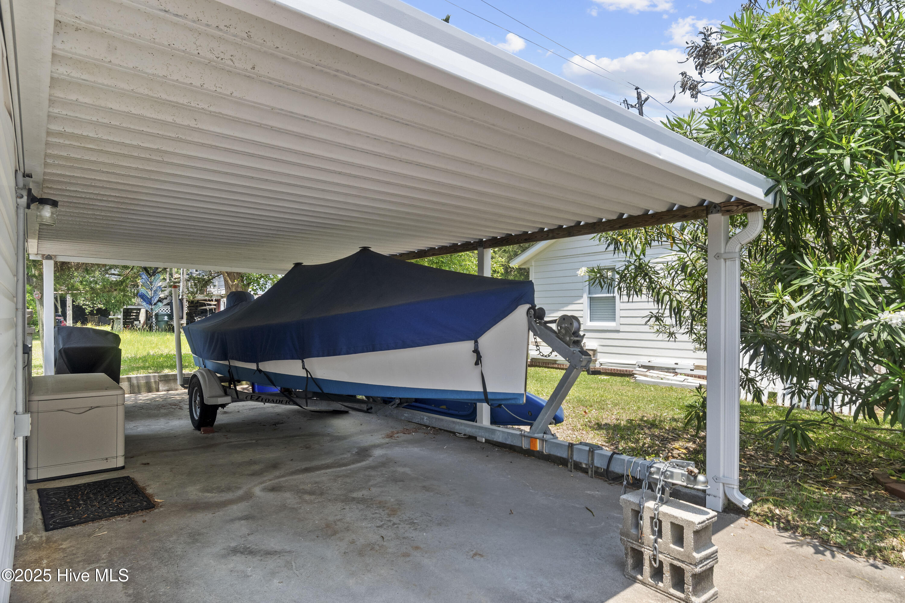 109 Sunshine Court Property Photo 47