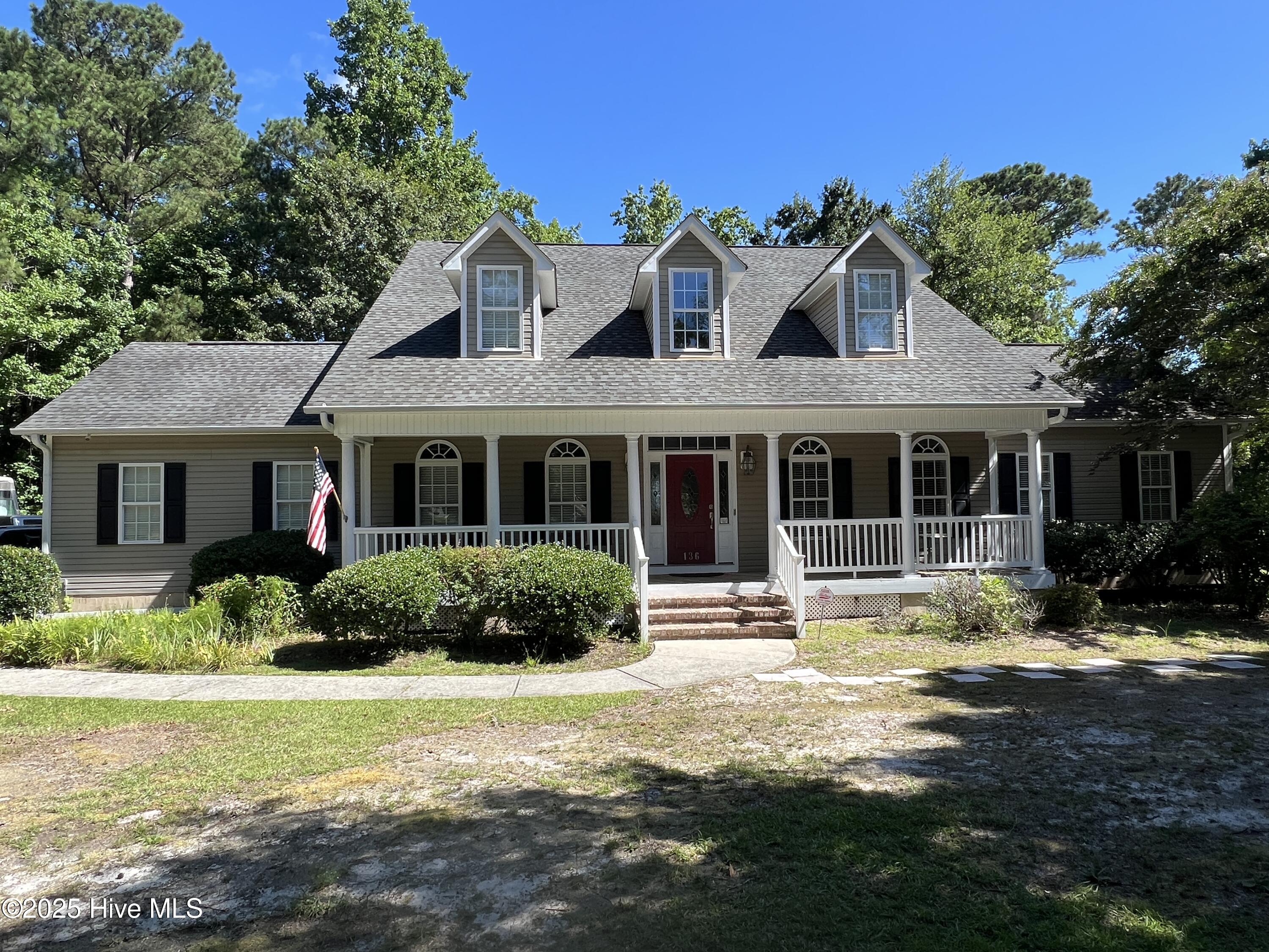 136 S Belvedere Drive Property Photo 1