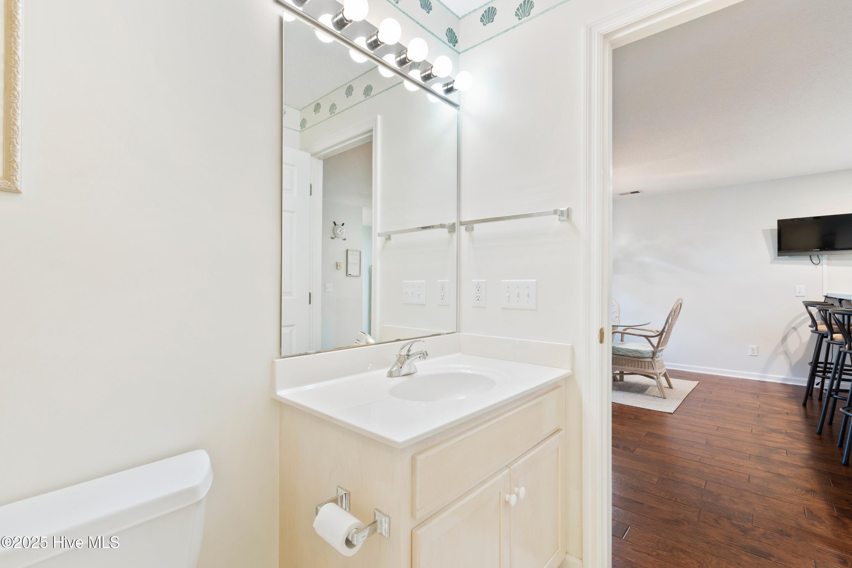 1620 Goley Hewett Road 1406 Property Photo 9