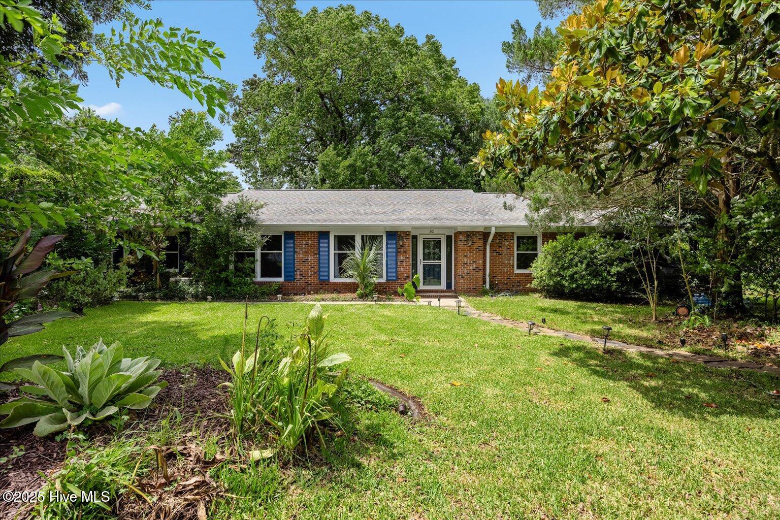 201 Buccaneer Road Property Photo 1