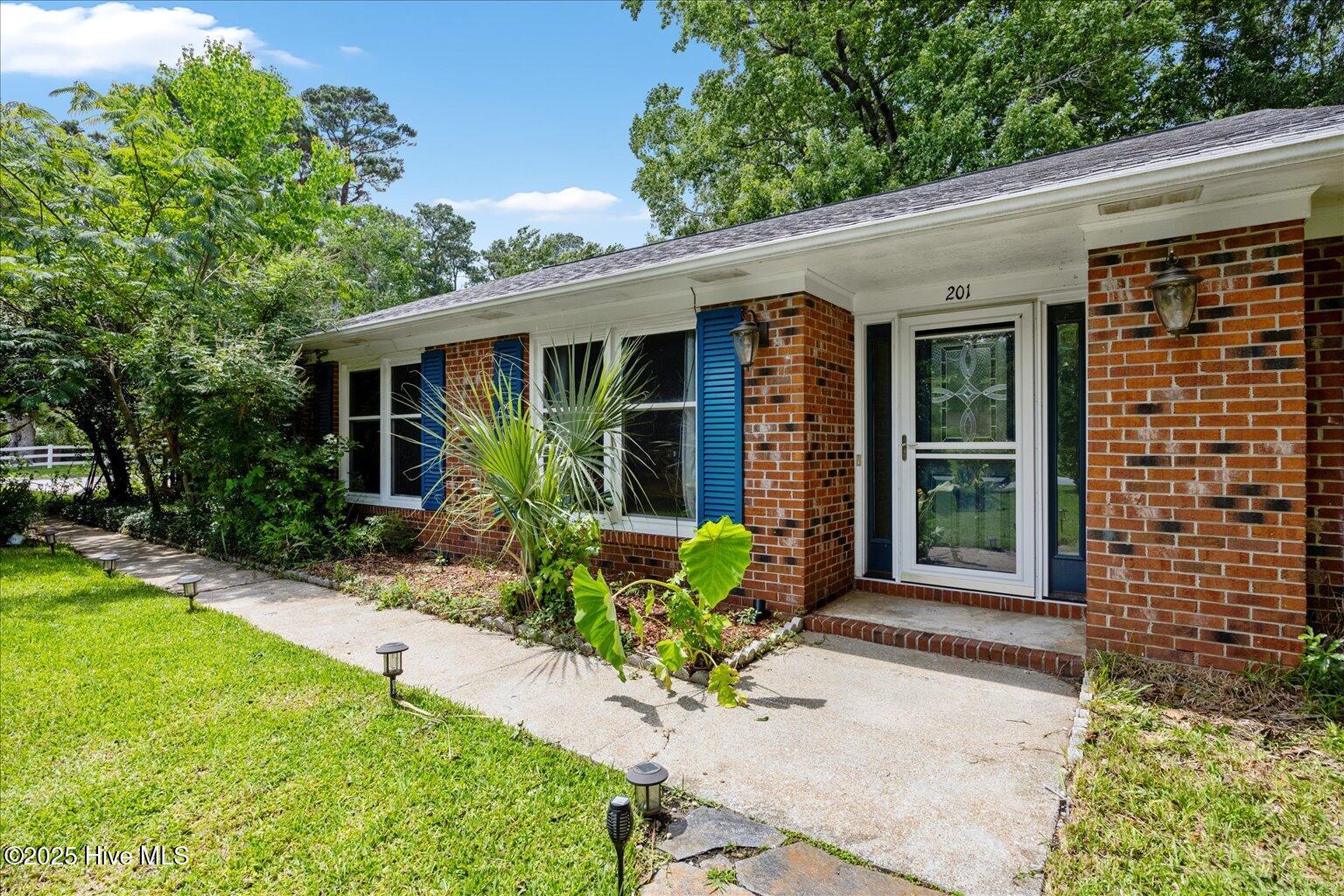 201 Buccaneer Road Property Photo 2