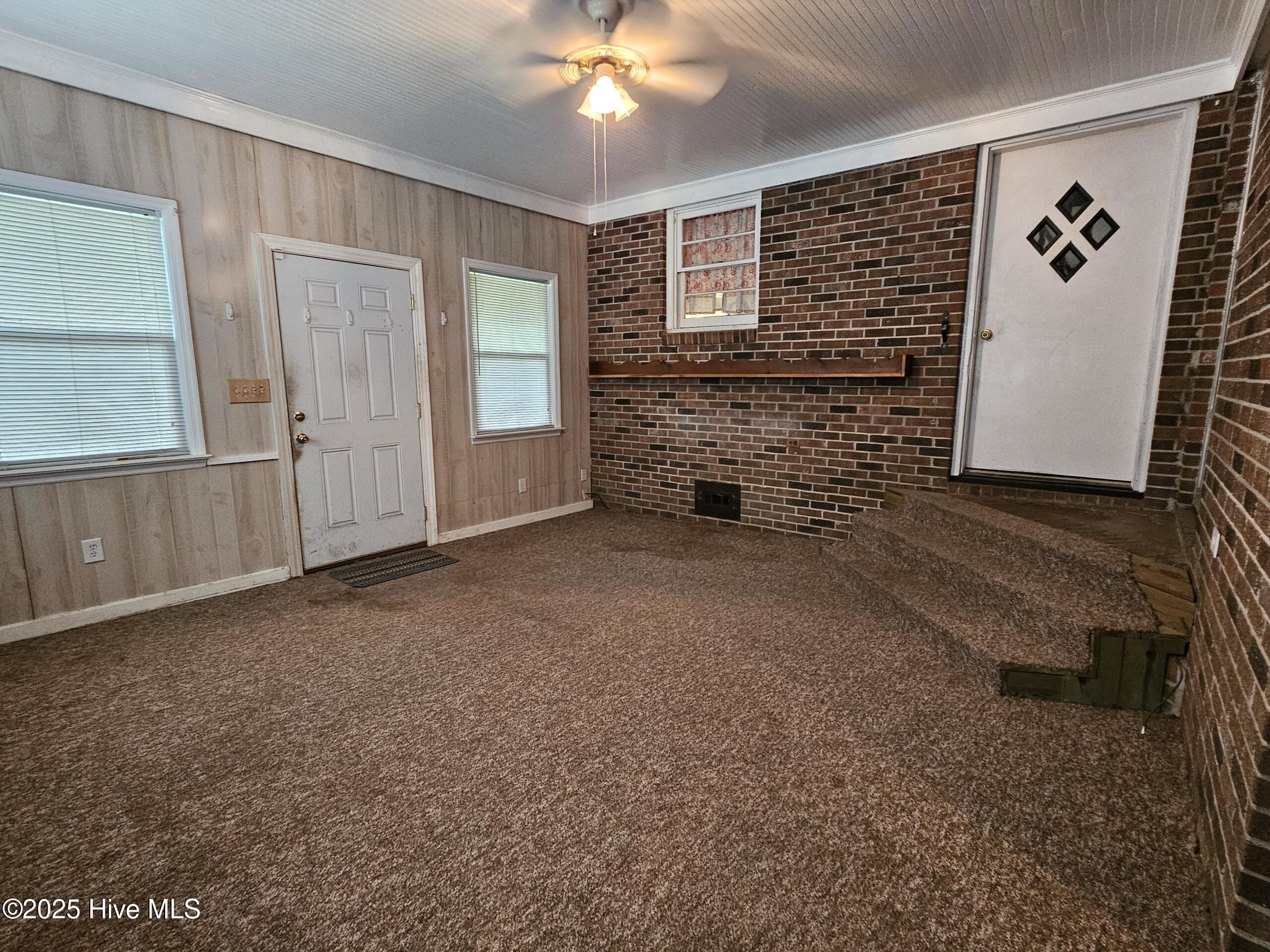453 Fort Run Road Property Photo 7