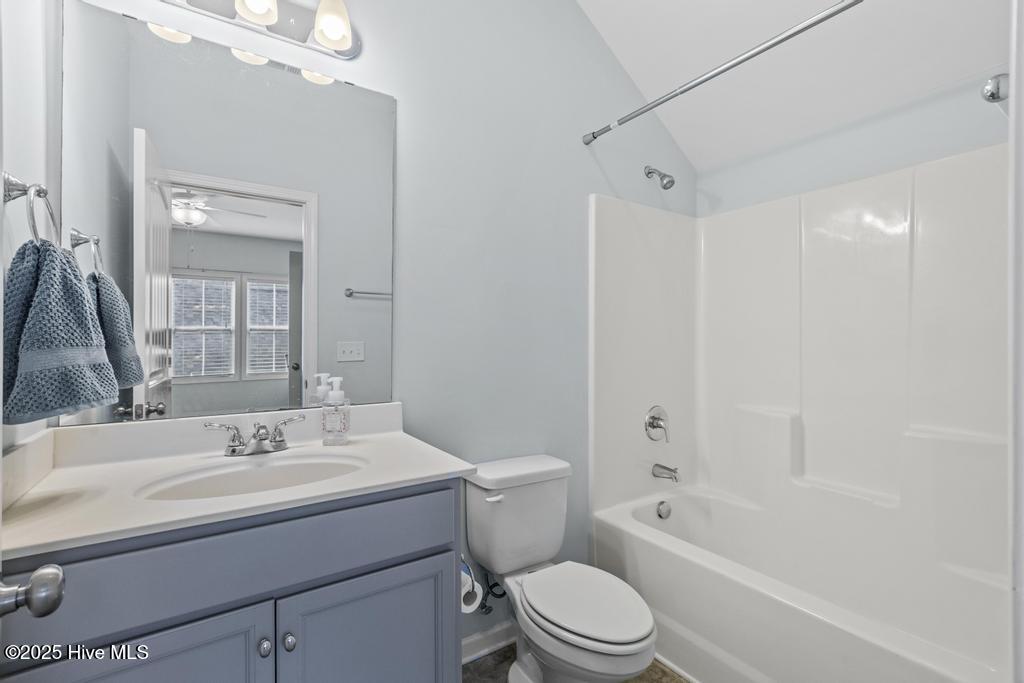78 Violetear Ridge Property Photo 35