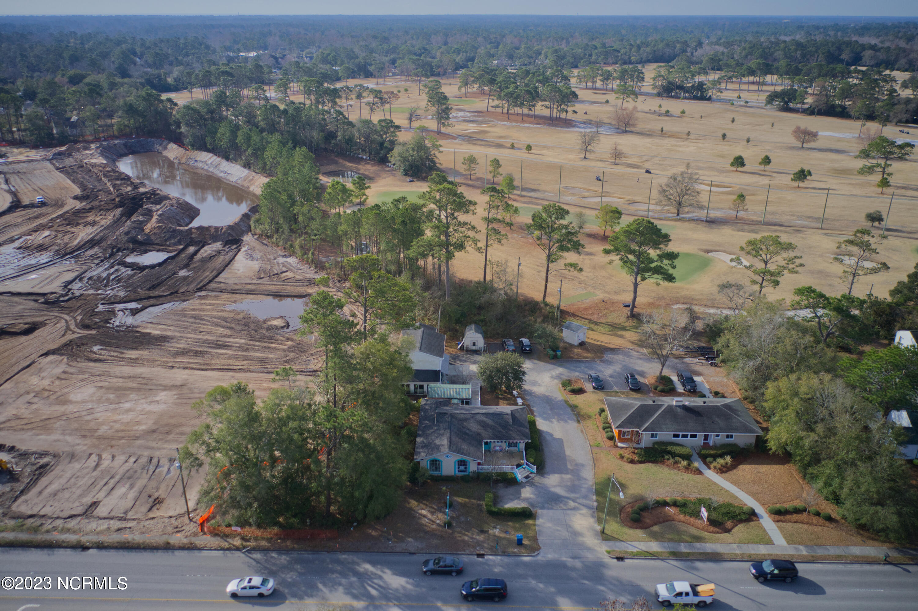 5018 Oleander Drive Property Photo 3