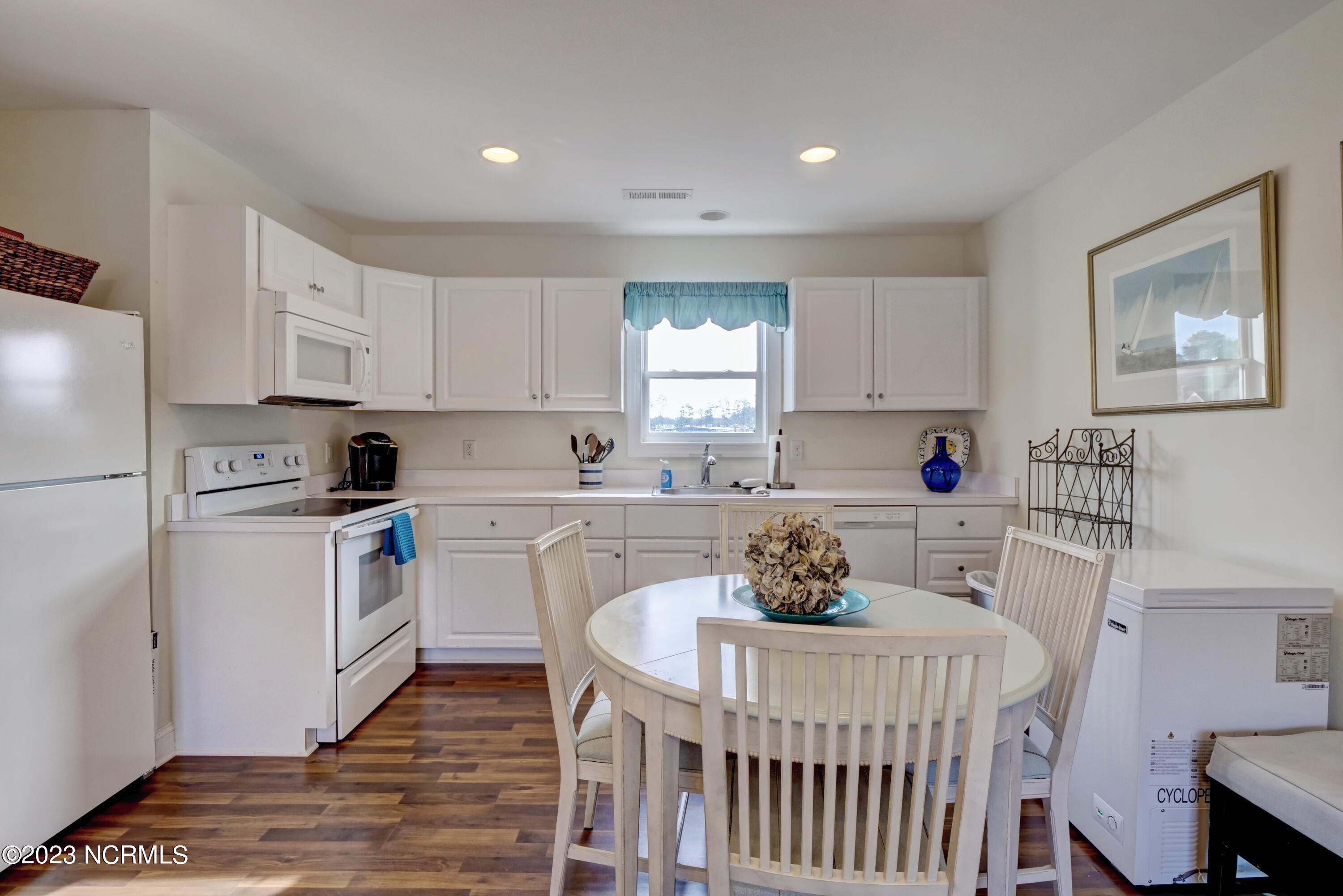 Property Photo 39