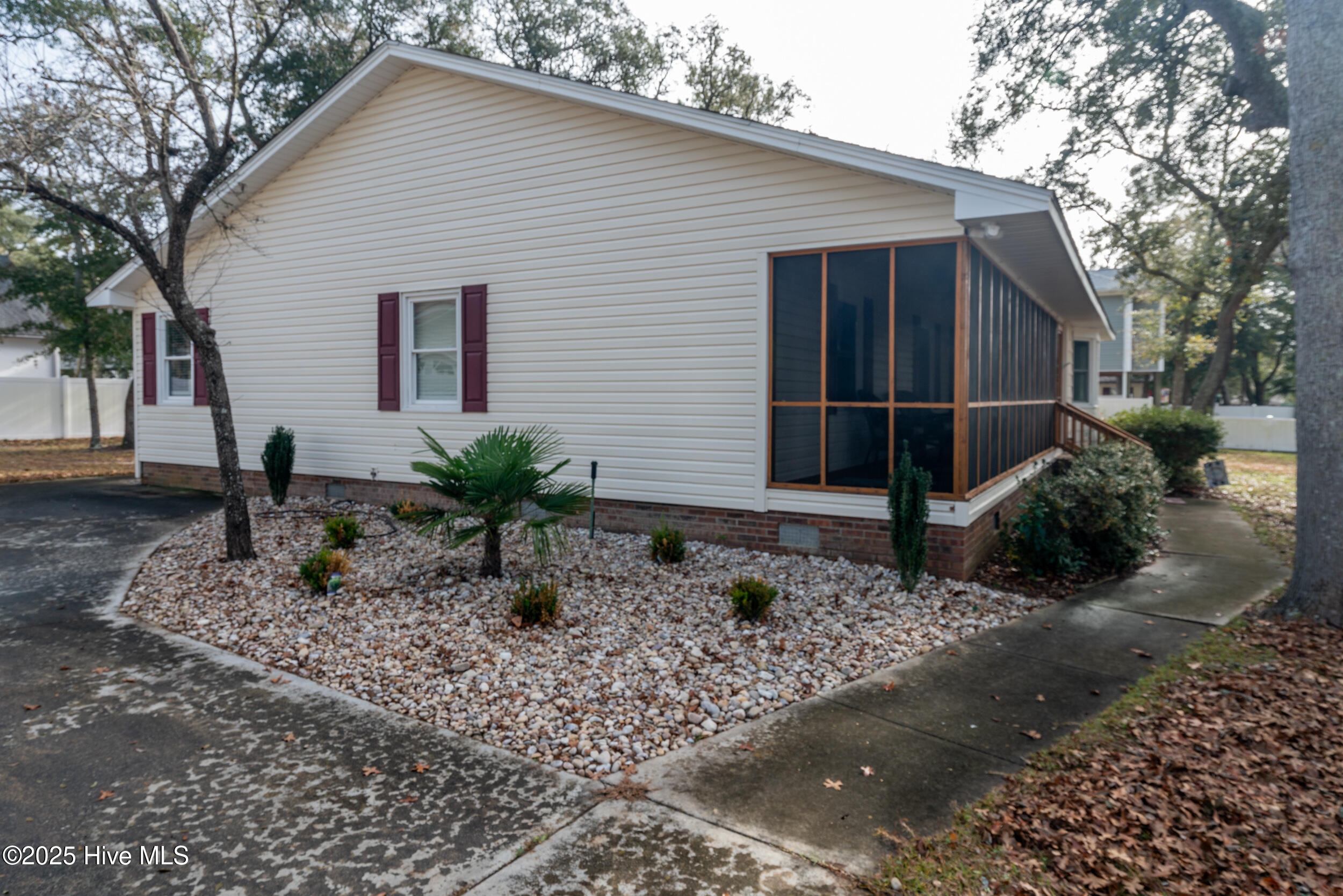 108 Ne 41st Street Property Photo 6