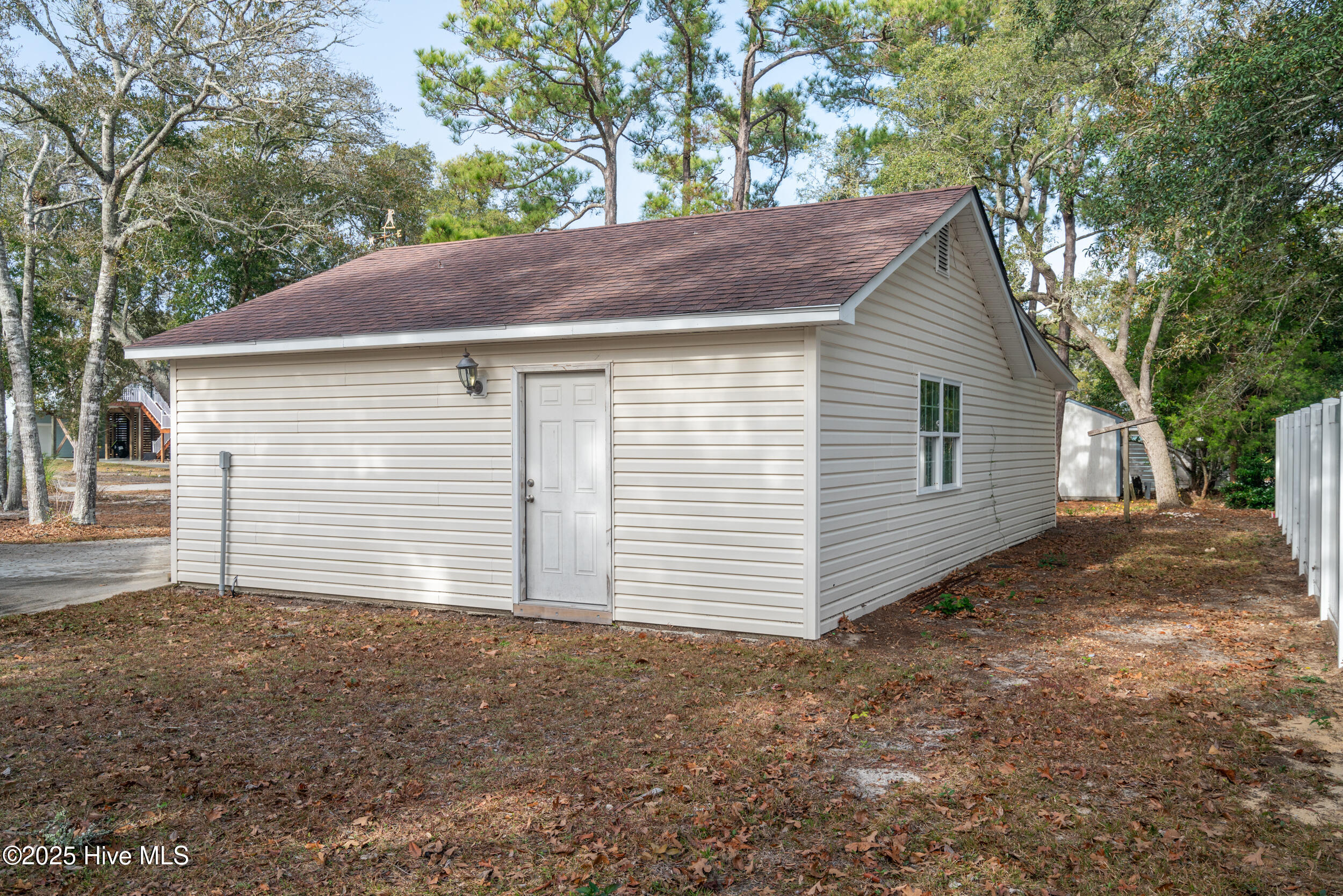 108 Ne 41st Street Property Photo 36