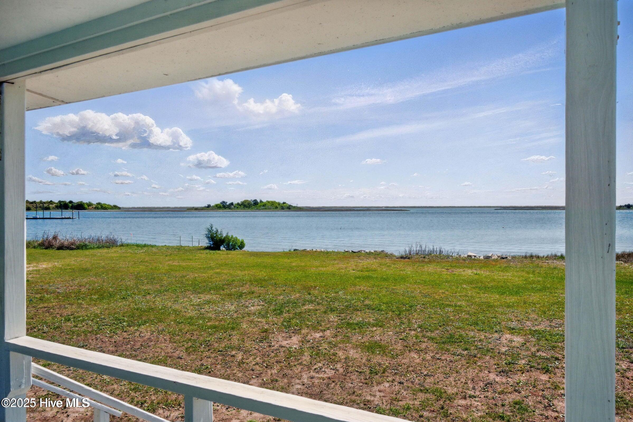 7663 Myrtle Grove Road Property Photo 11