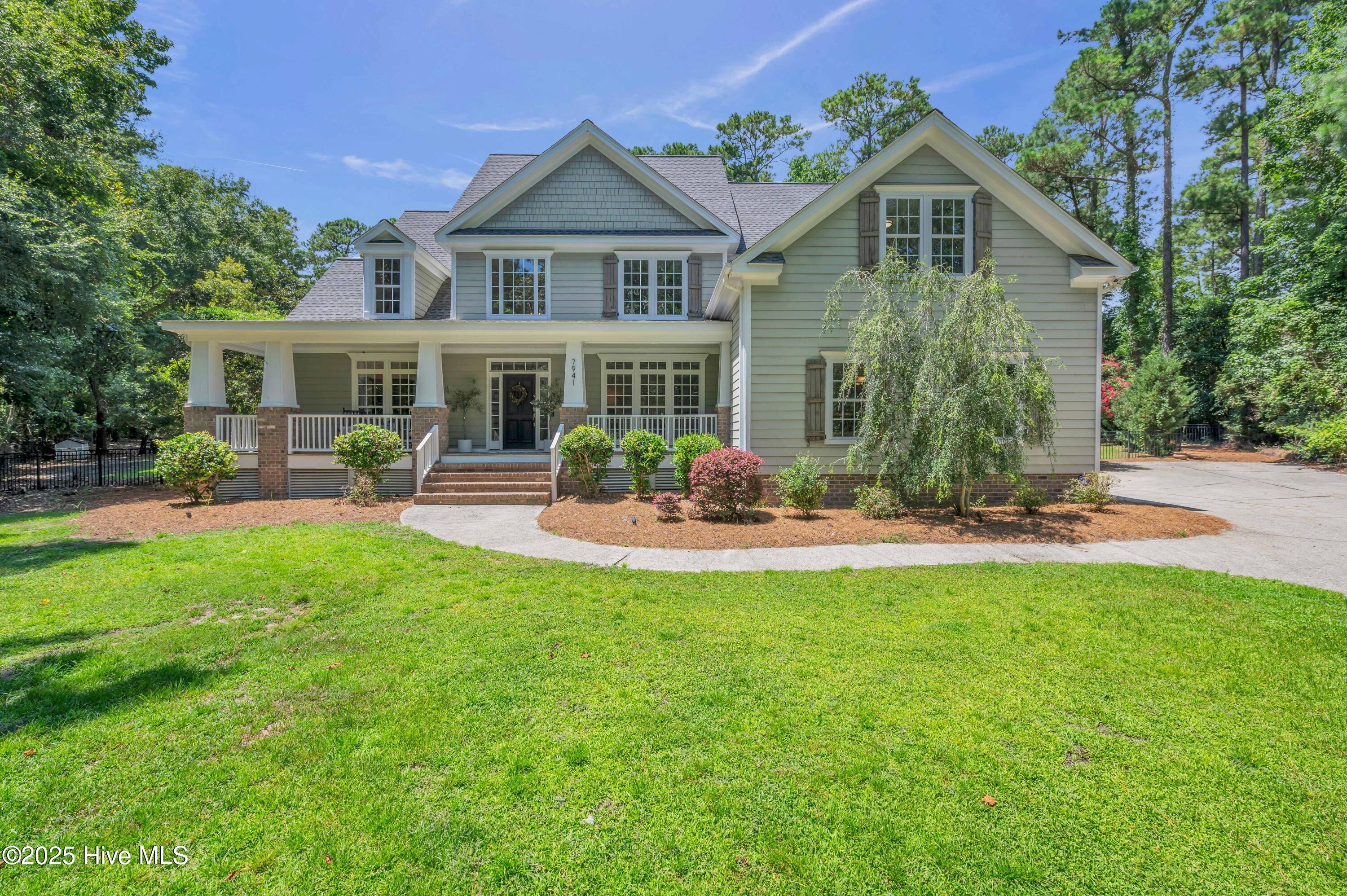 7941 Grenezay Road Property Photo 2