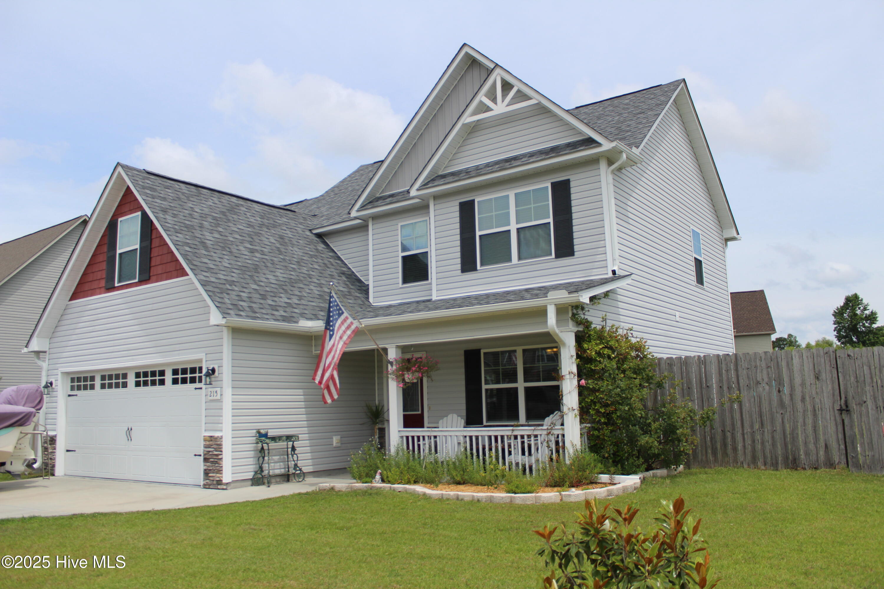 215 Breakwater Drive Property Photo 1