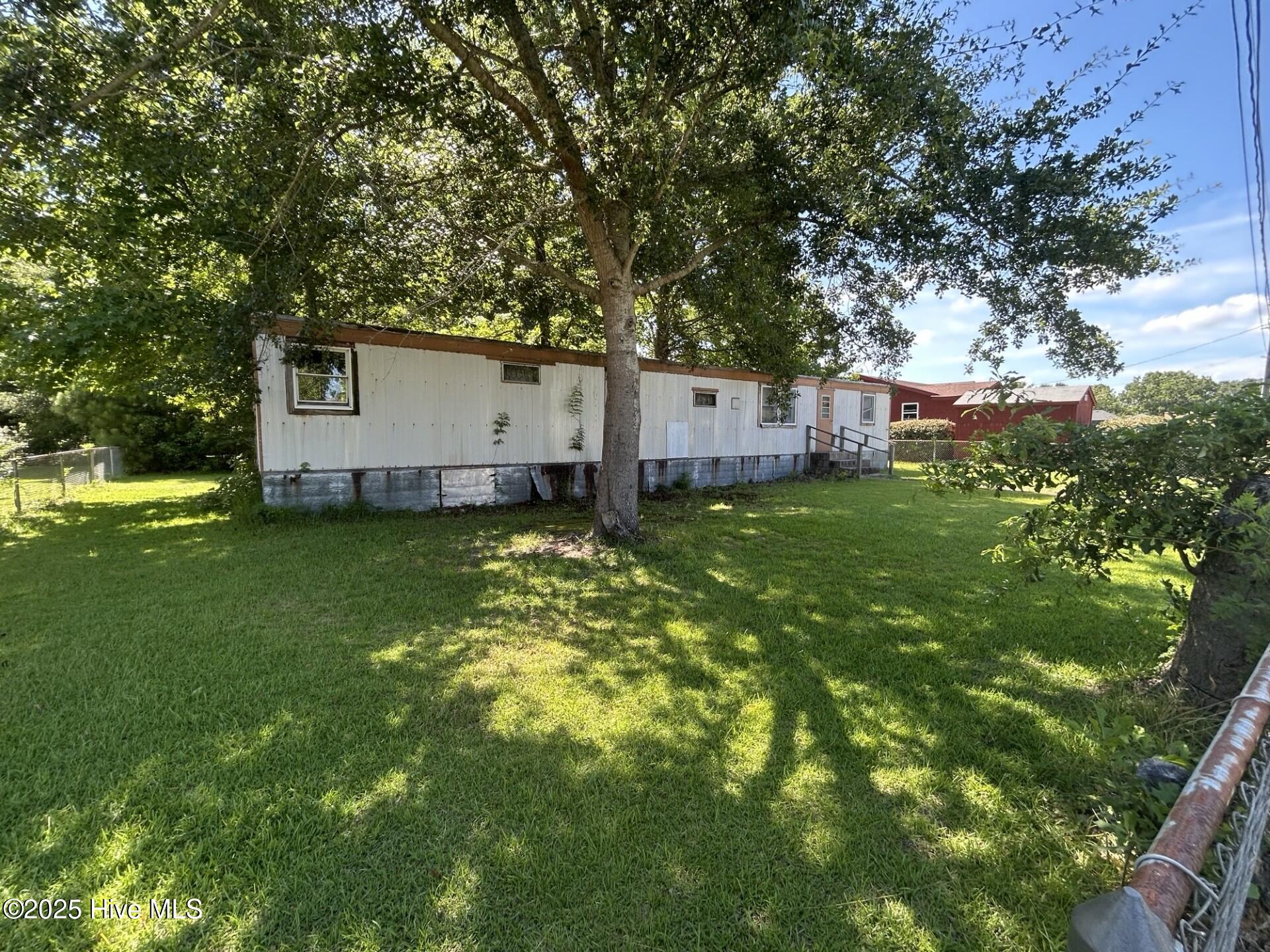 104 Seahawk Court