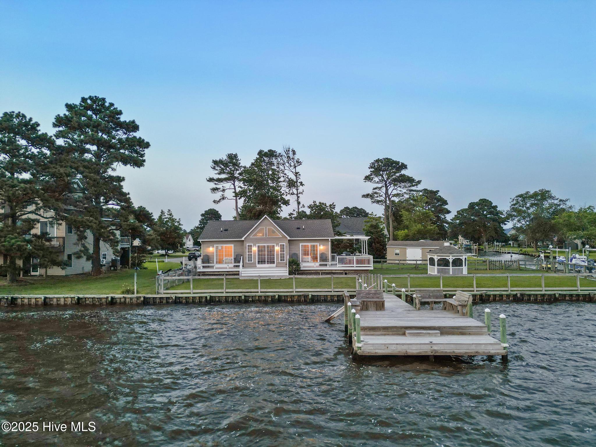 111 Teal Drive Property Photo 1