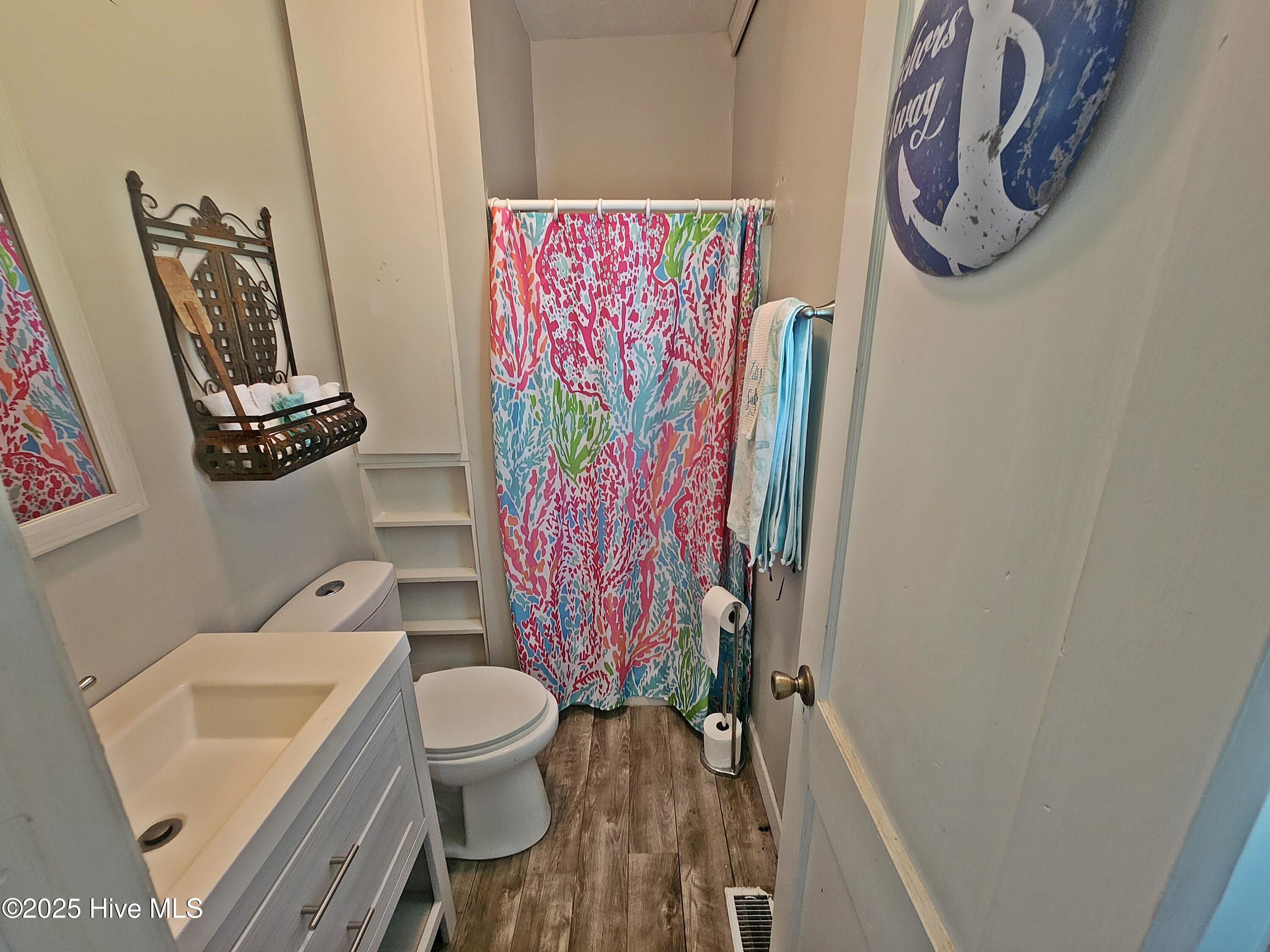 116 Vernelle Court Property Photo 33