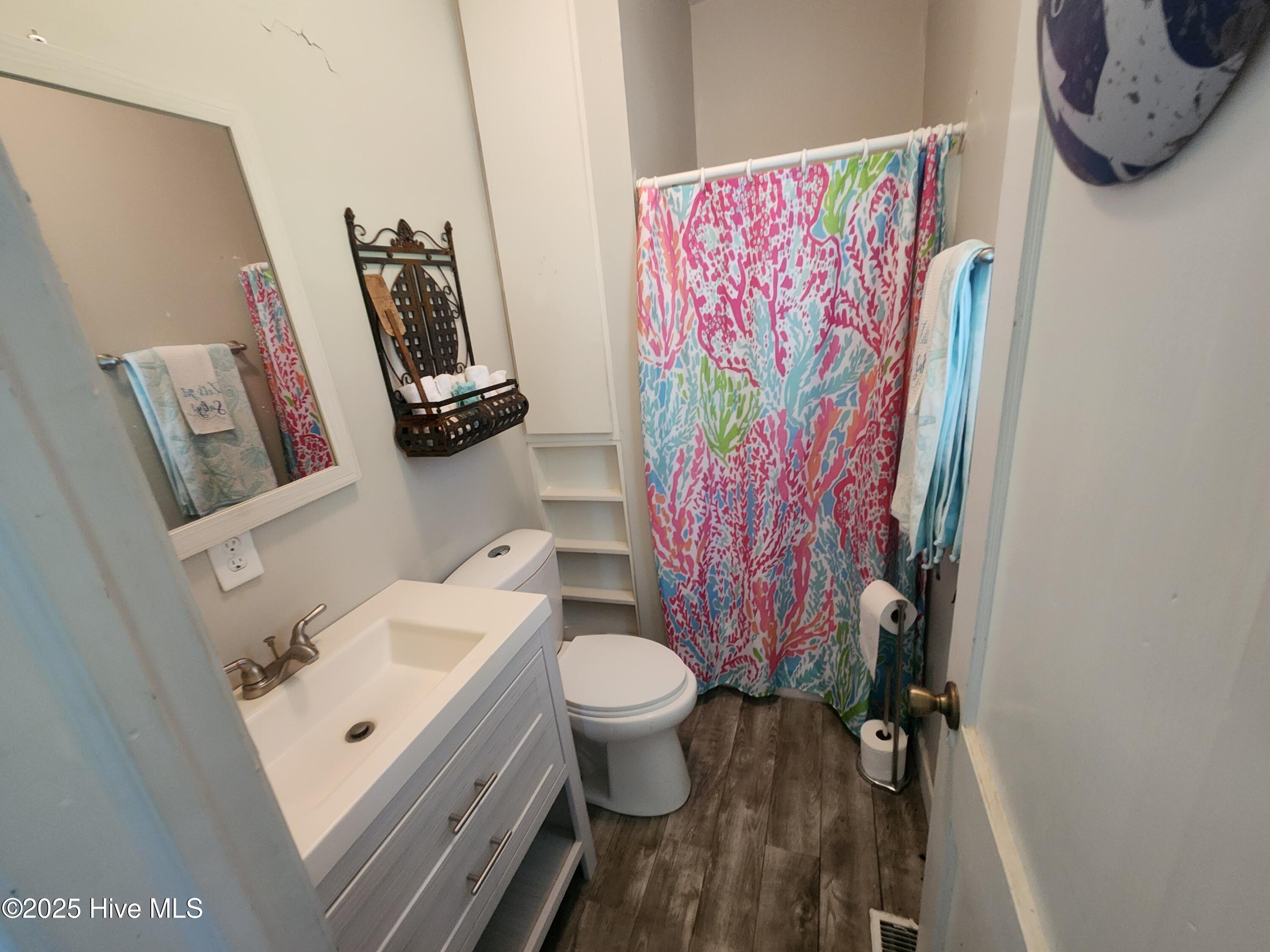 116 Vernelle Court Property Photo 34