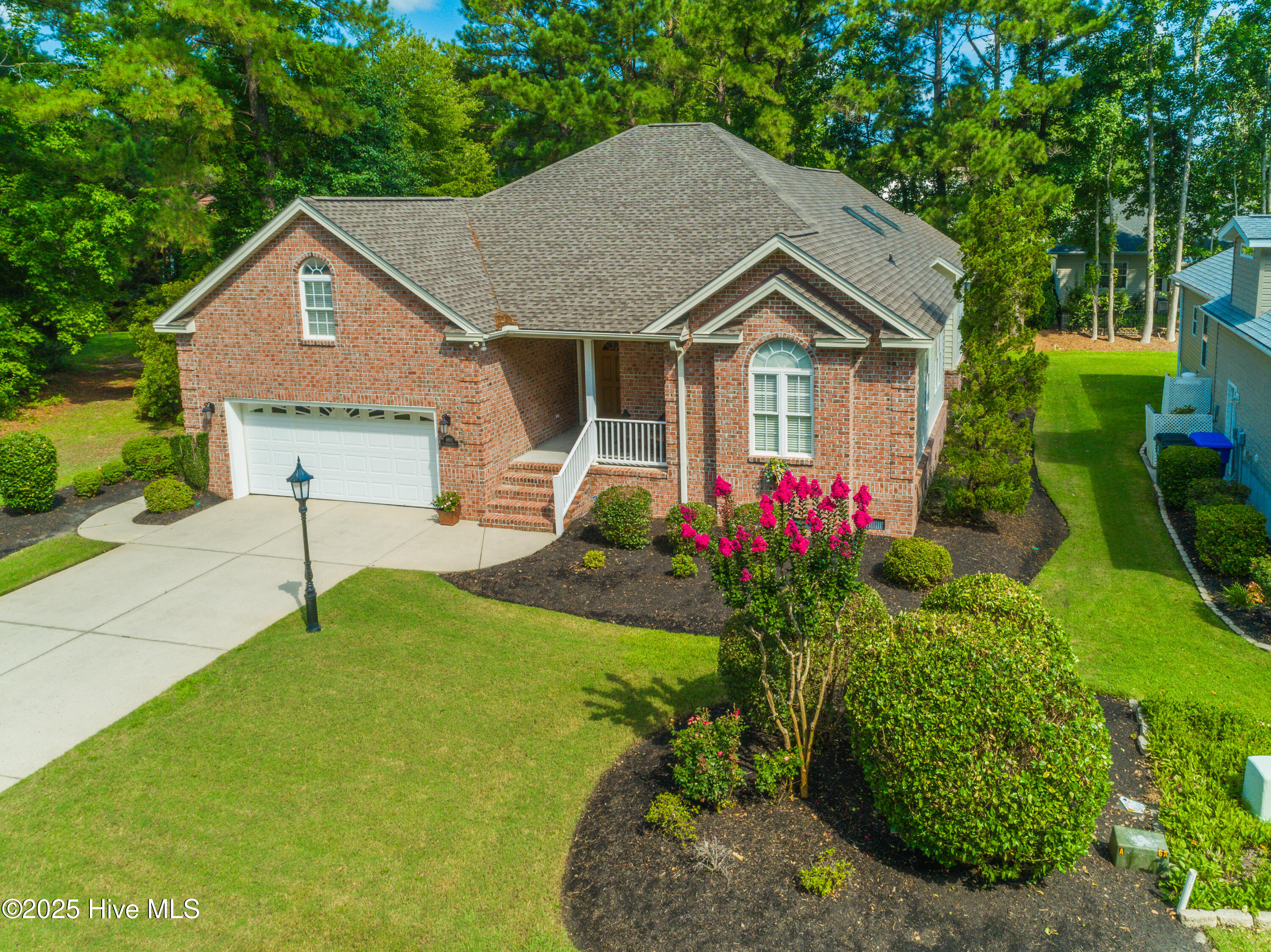 8865 Smithfield Drive Property Photo 1