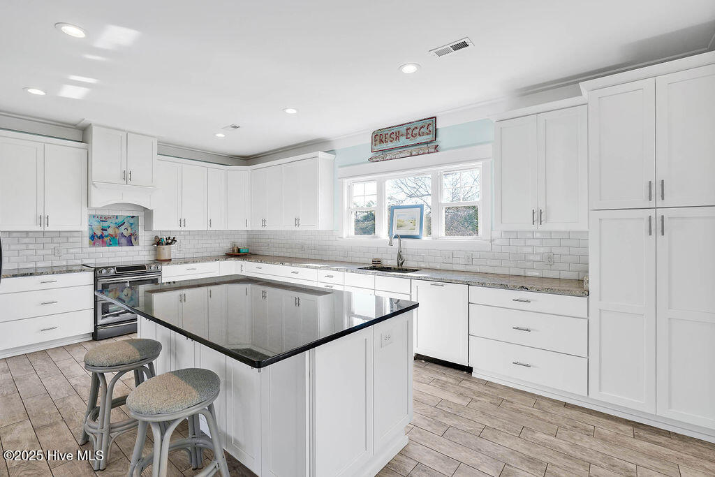 102 Se 68th Street Property Photo 16