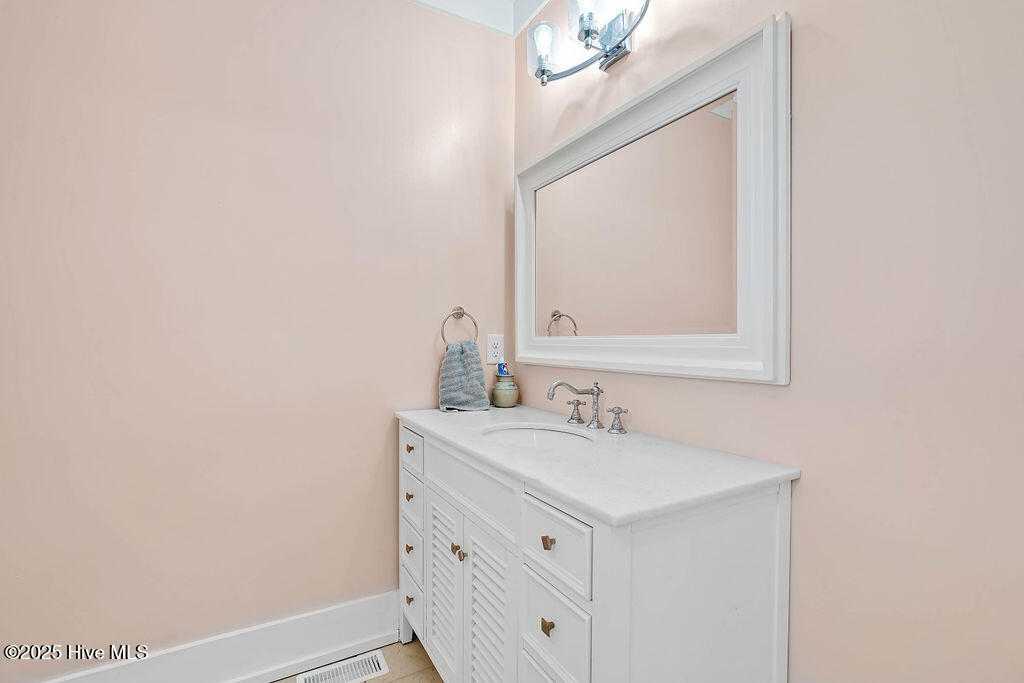 102 Se 68th Street Property Photo 47