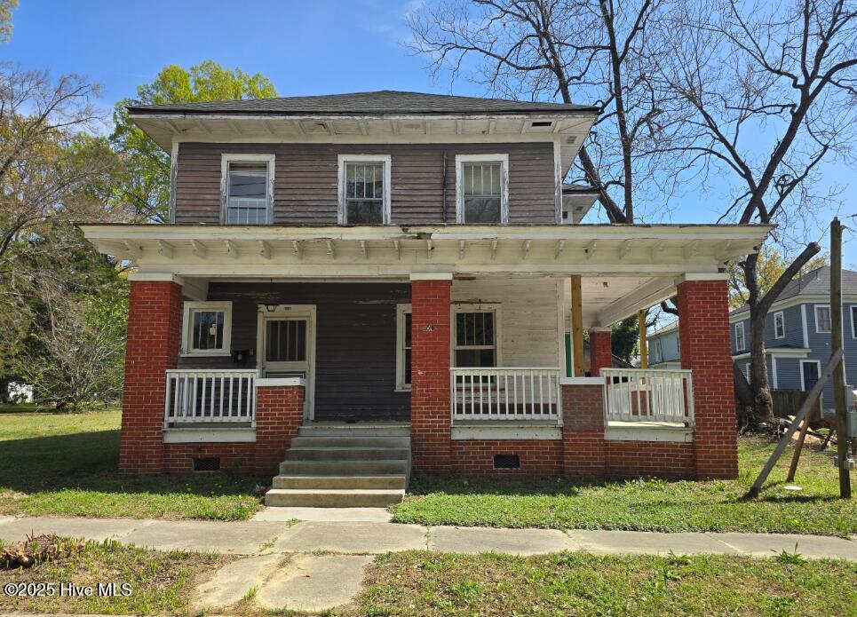 209 Daniel Street Property Photo 1