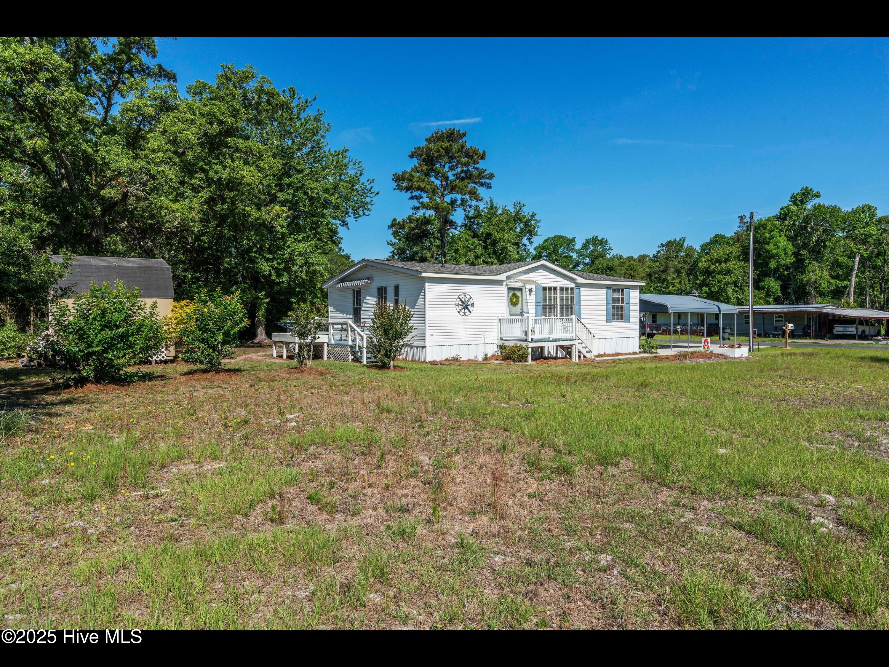 6883 Eastbrook Avenue Property Photo 4