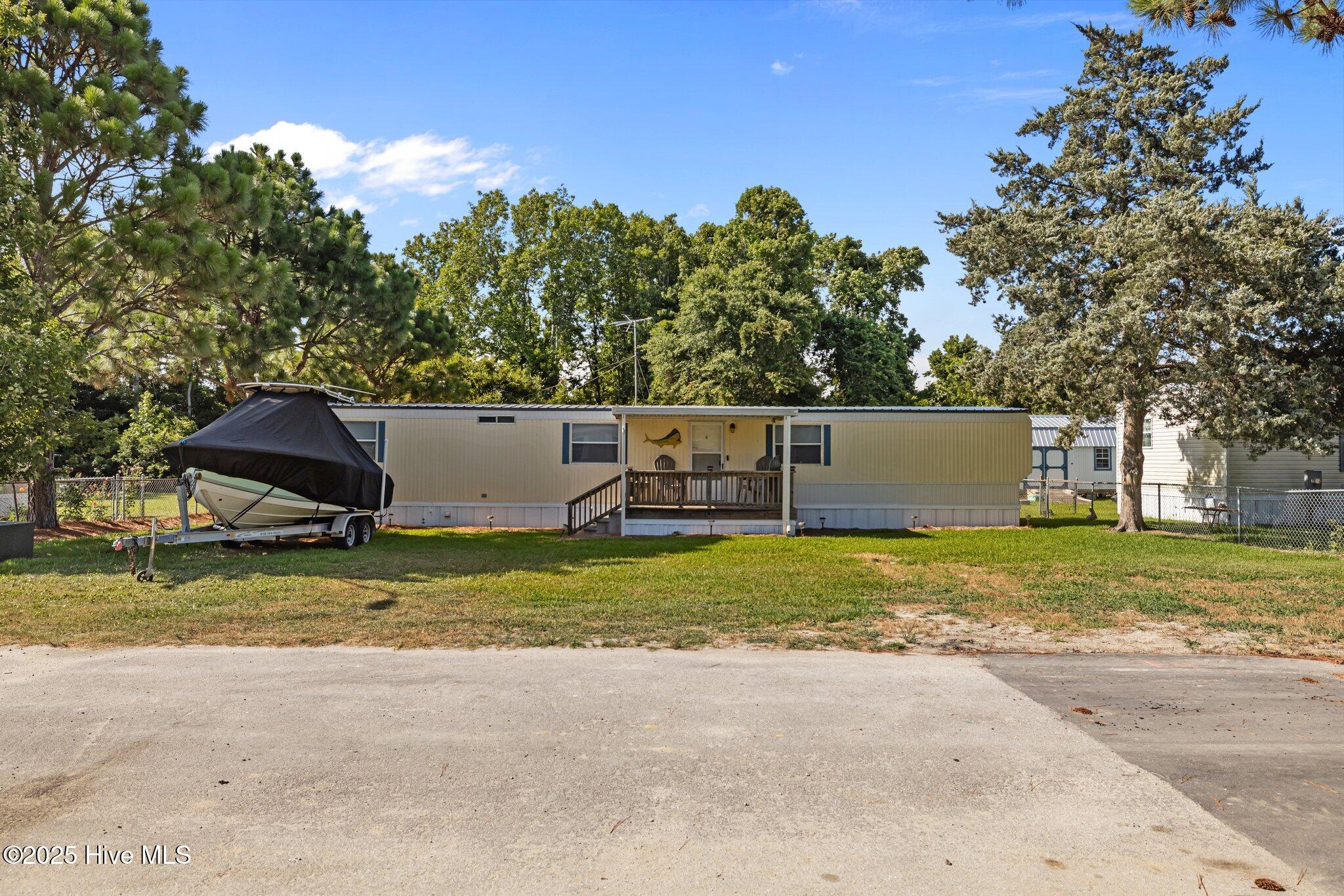 105 Ronnie Road Property Photo 4