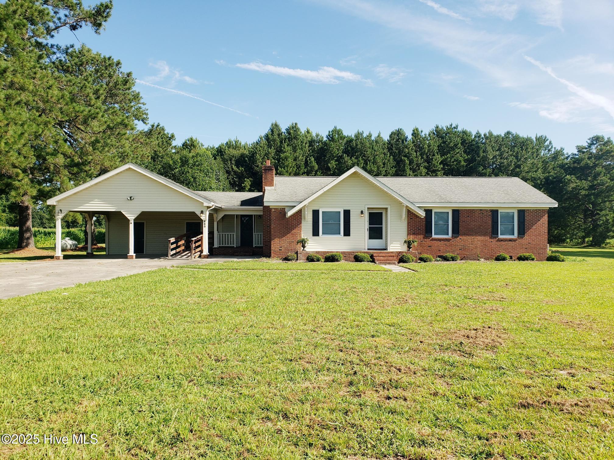 865 Silver Spoon Road Property Photo 1