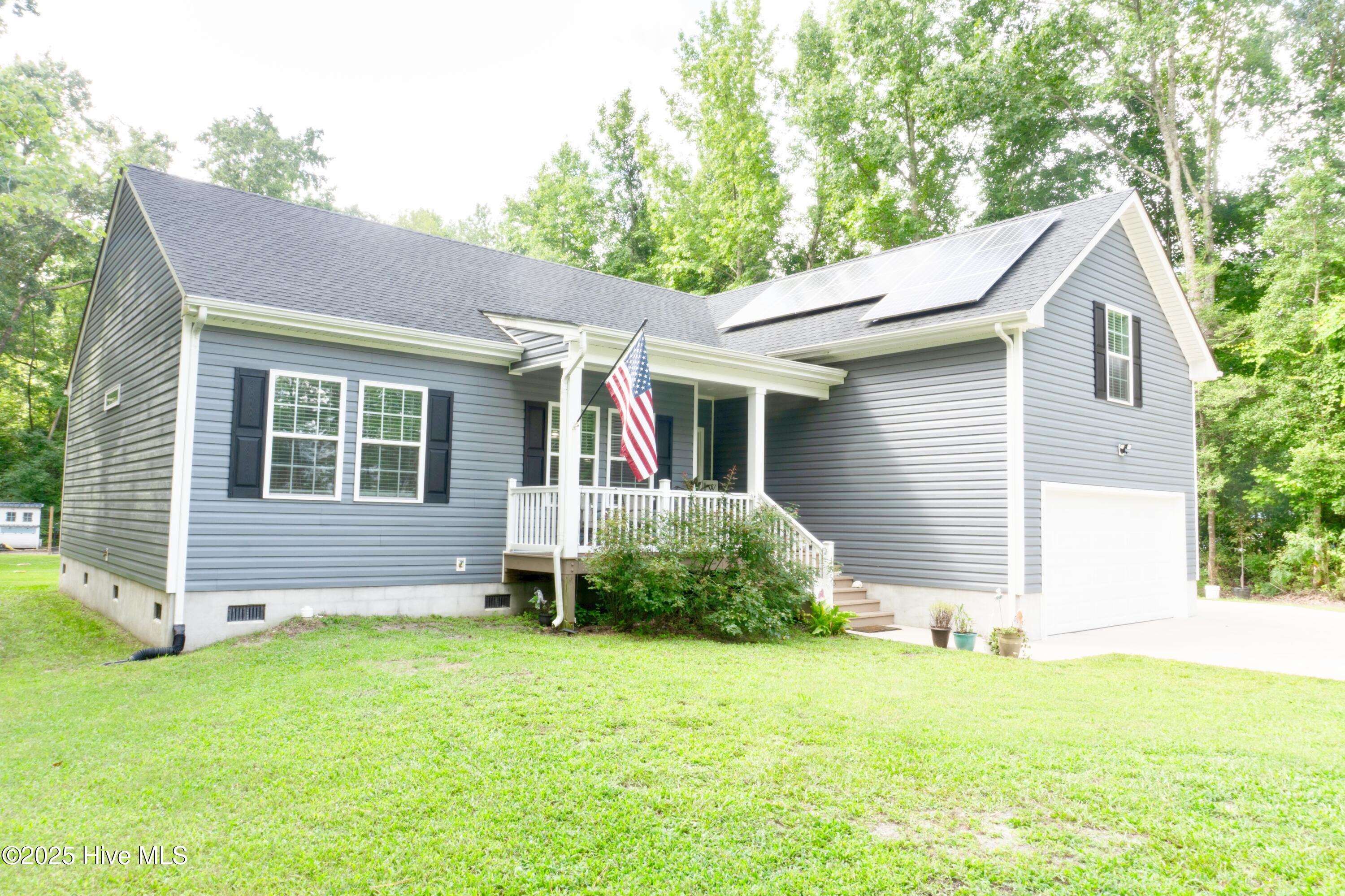 135 S Currituck Road Property Photo 1