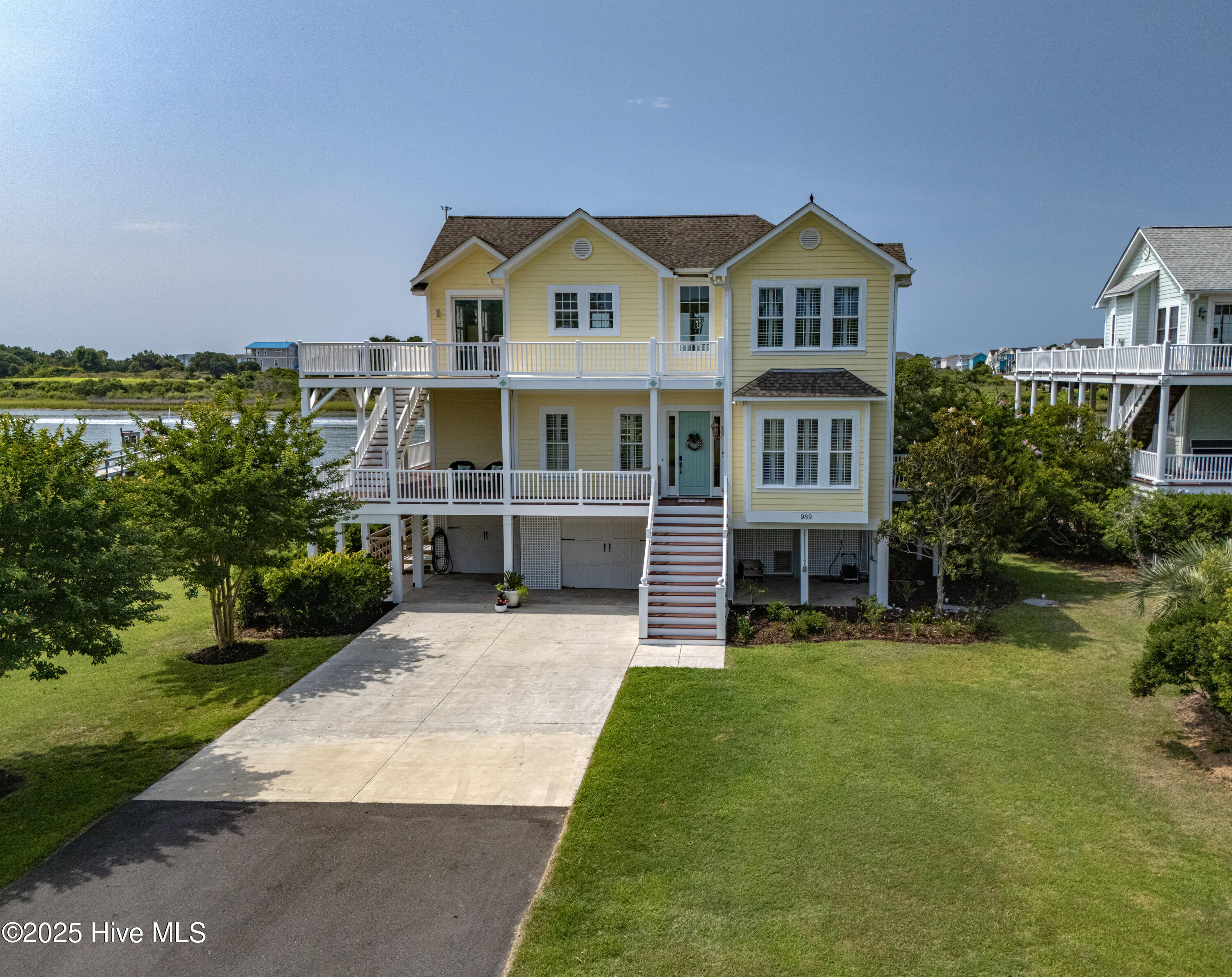 989 B Var Road Property Photo 1