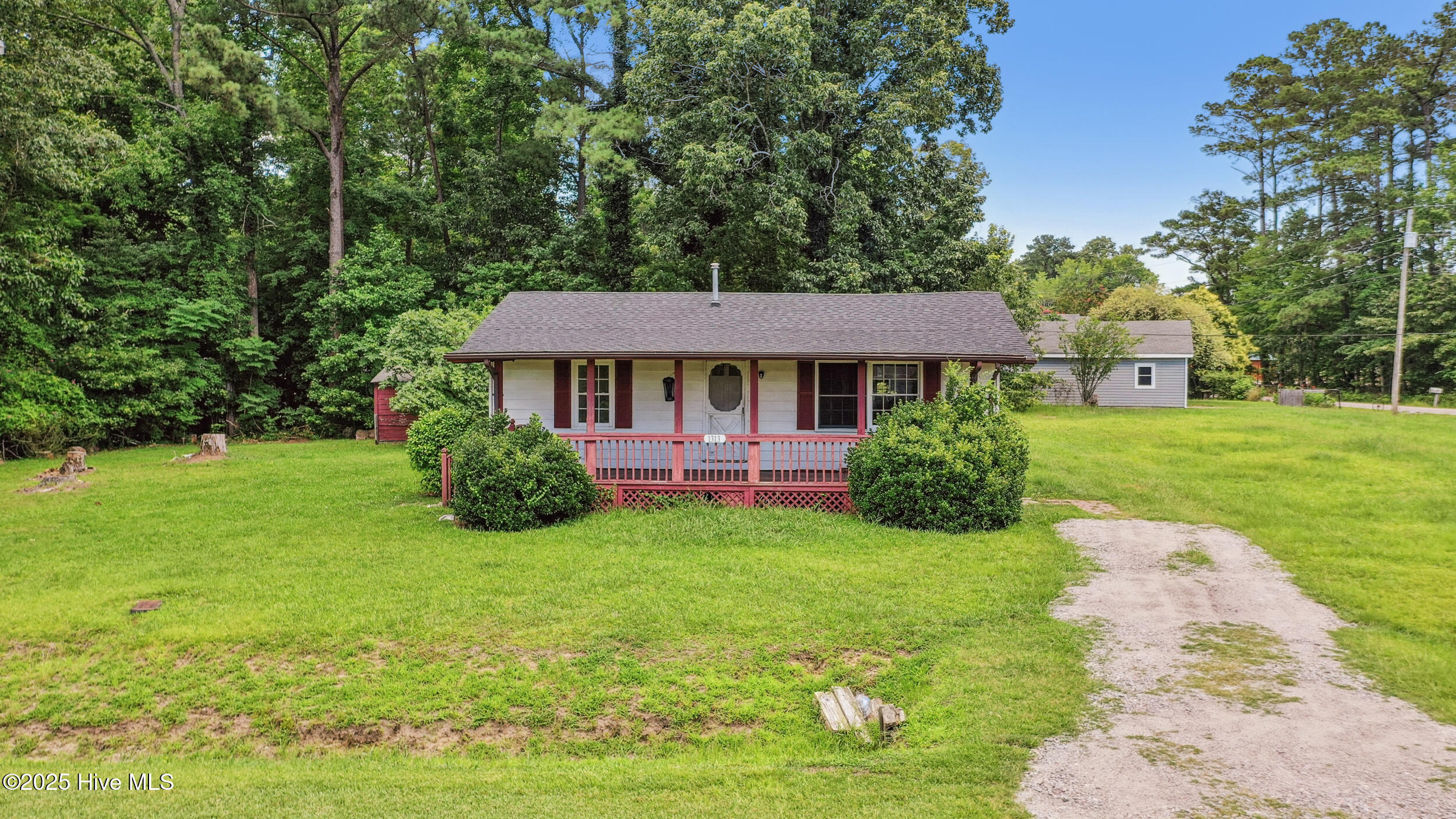 1313 Snug Harbor Road Property Photo 1