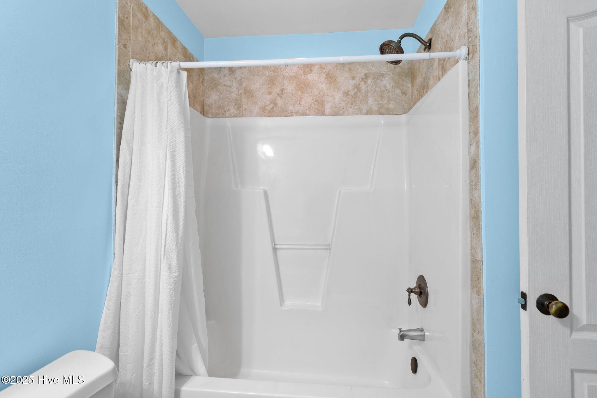 4007 Summerberry Drive Property Photo 31
