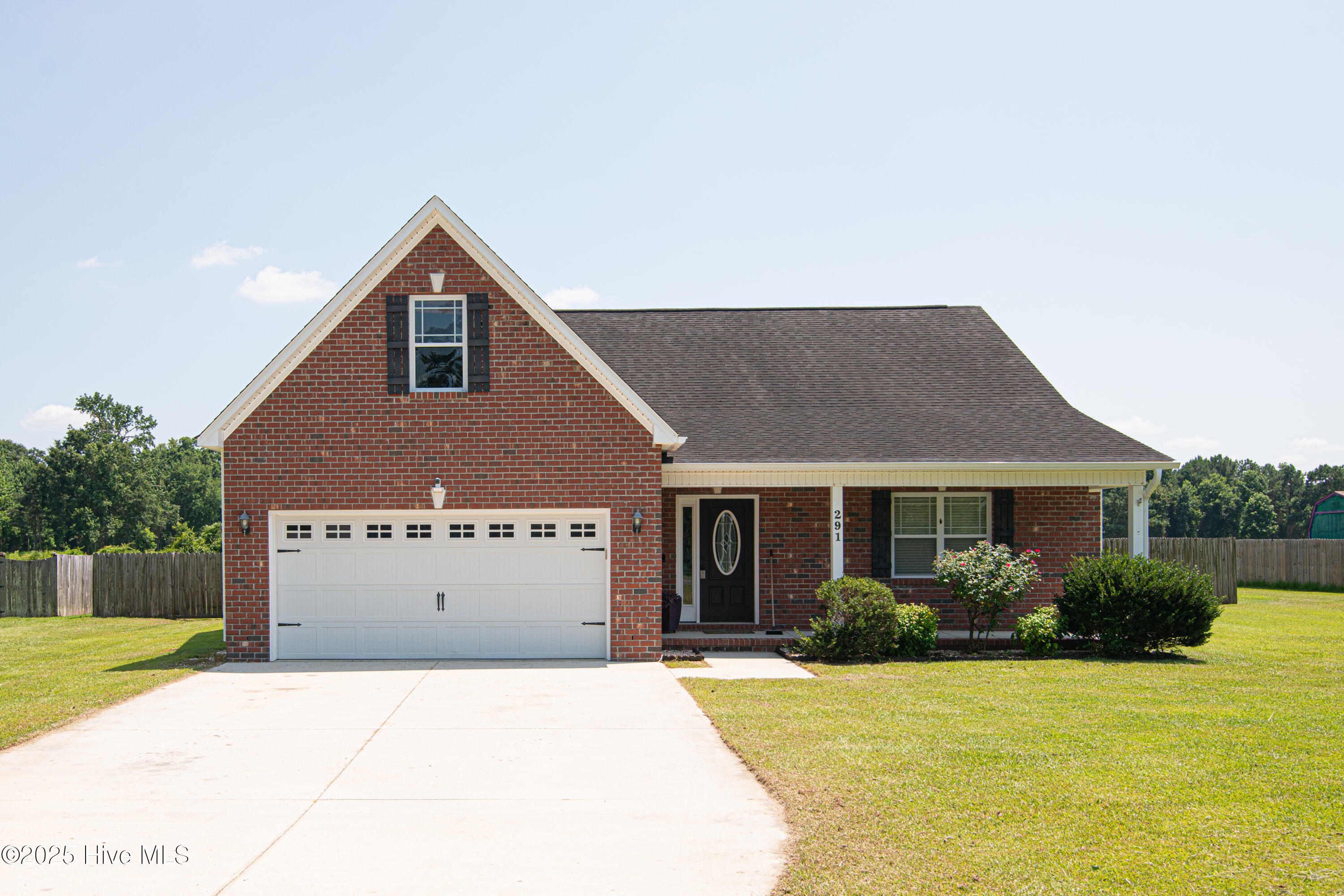 291 Richlands Loop Road Property Photo 1