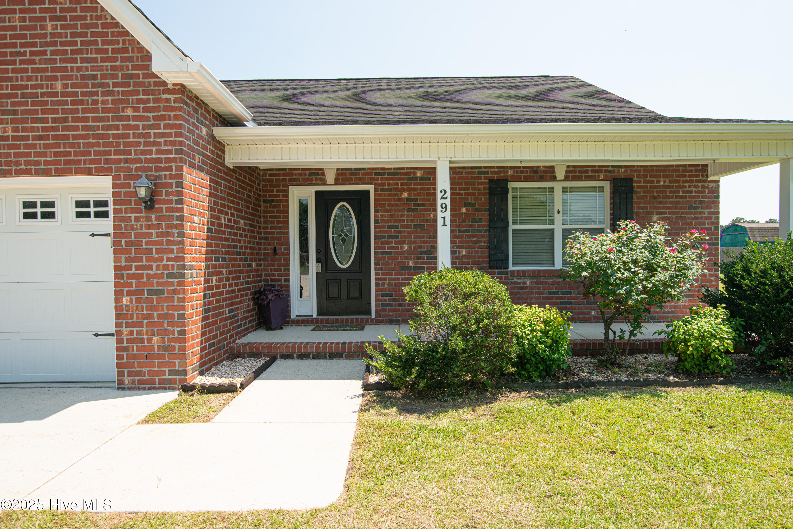 291 Richlands Loop Road Property Photo 5