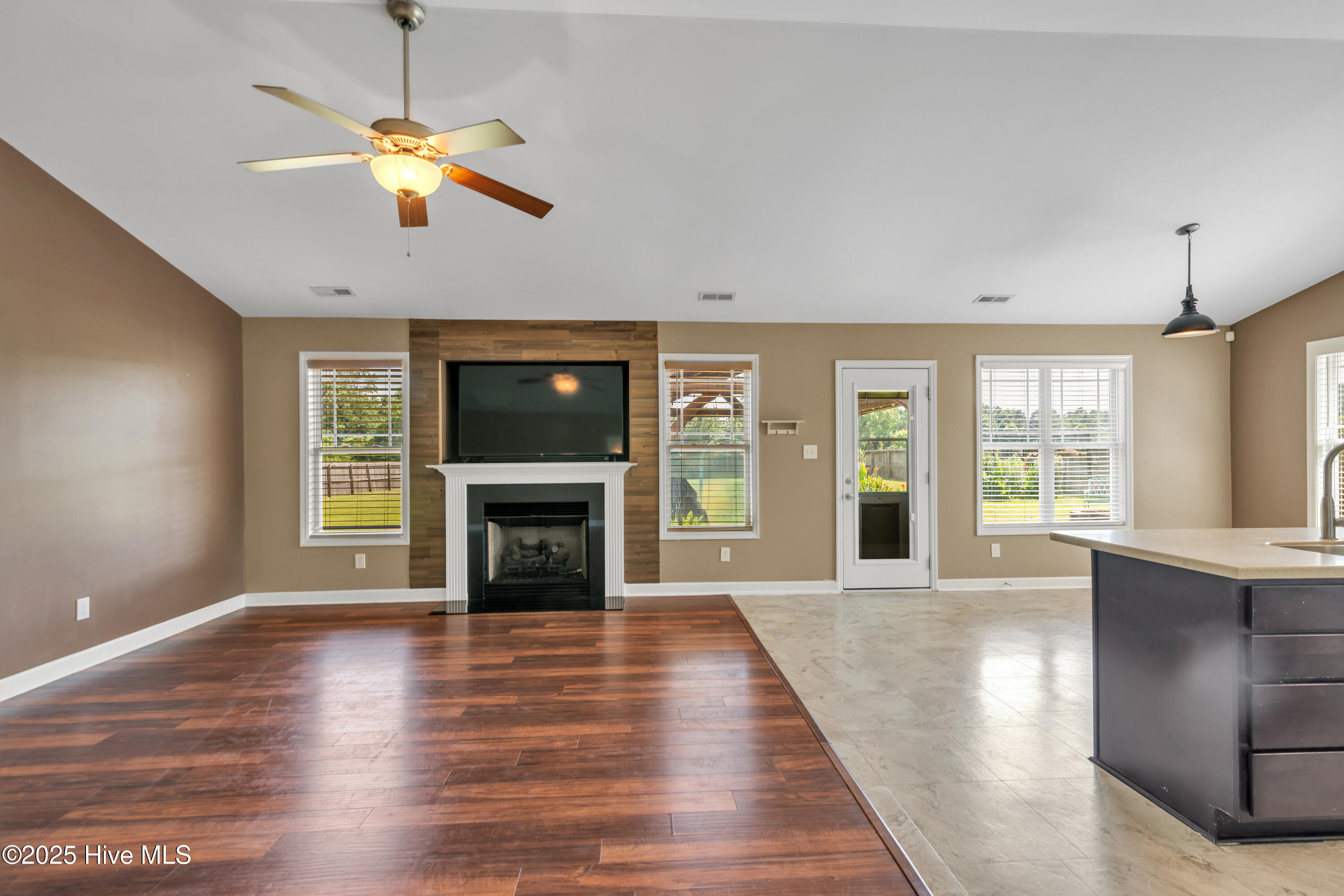 291 Richlands Loop Road Property Photo 15