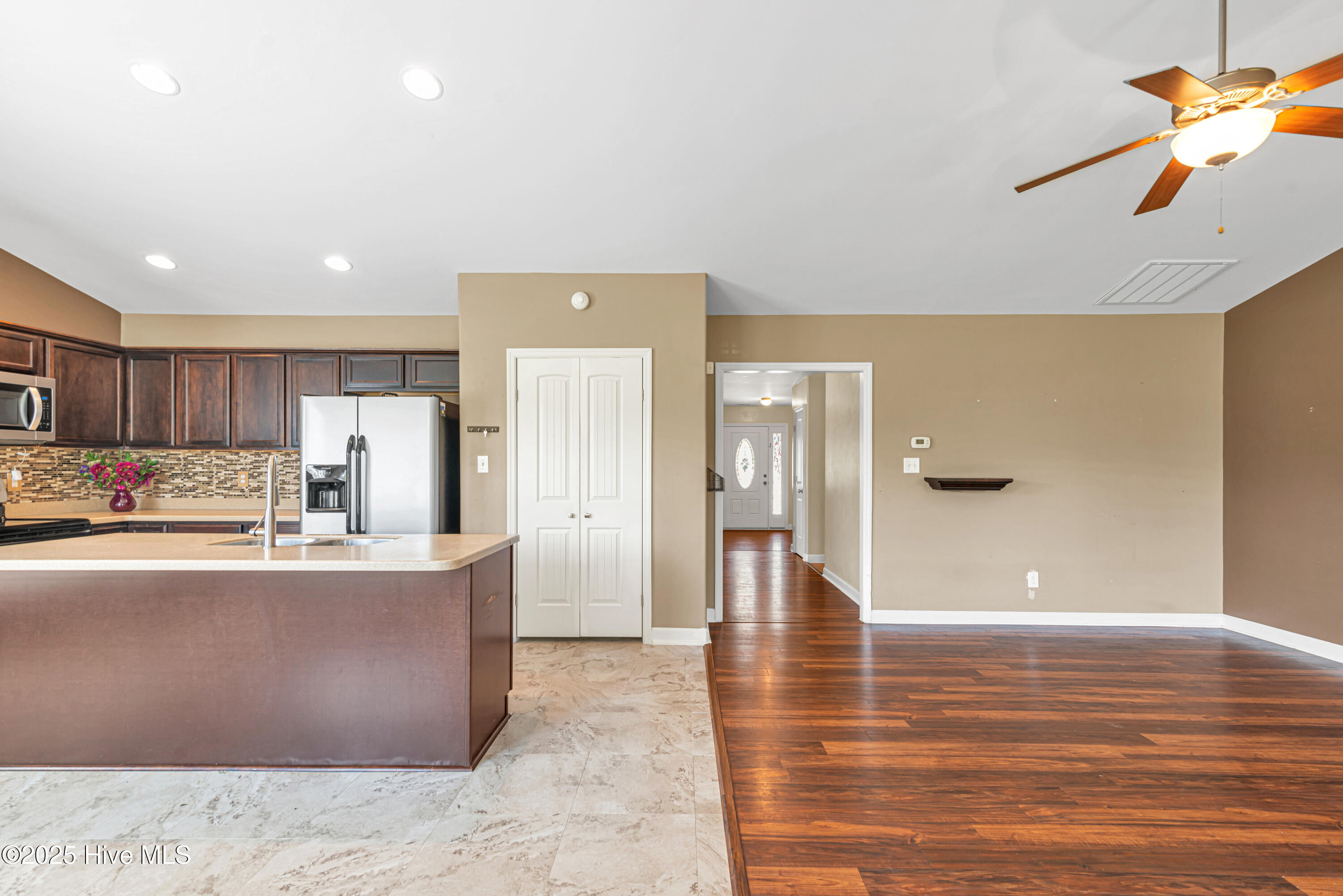 291 Richlands Loop Road Property Photo 16