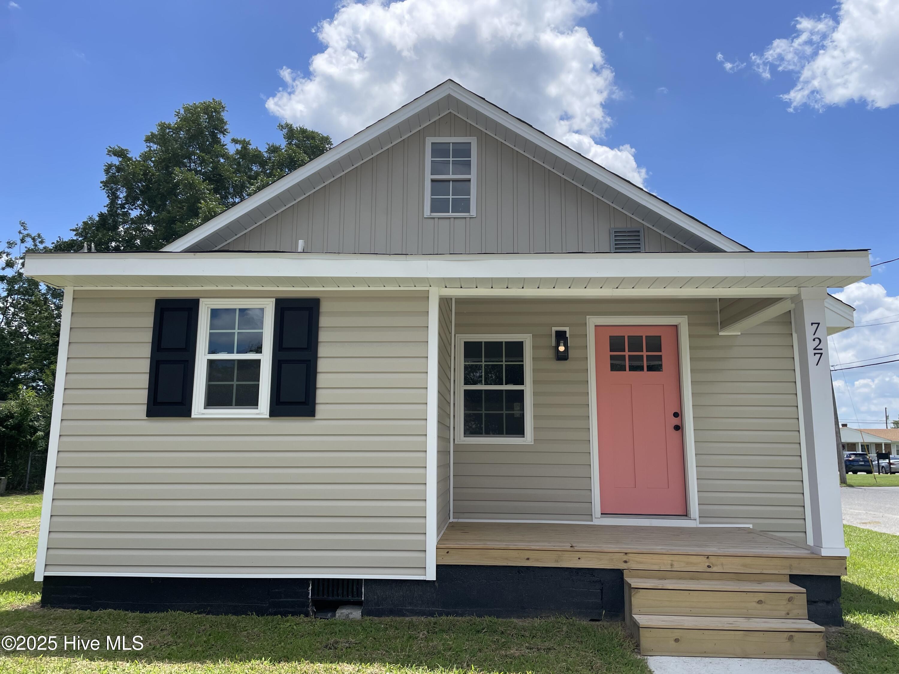727 Pennsylvania Avenue Property Photo 1