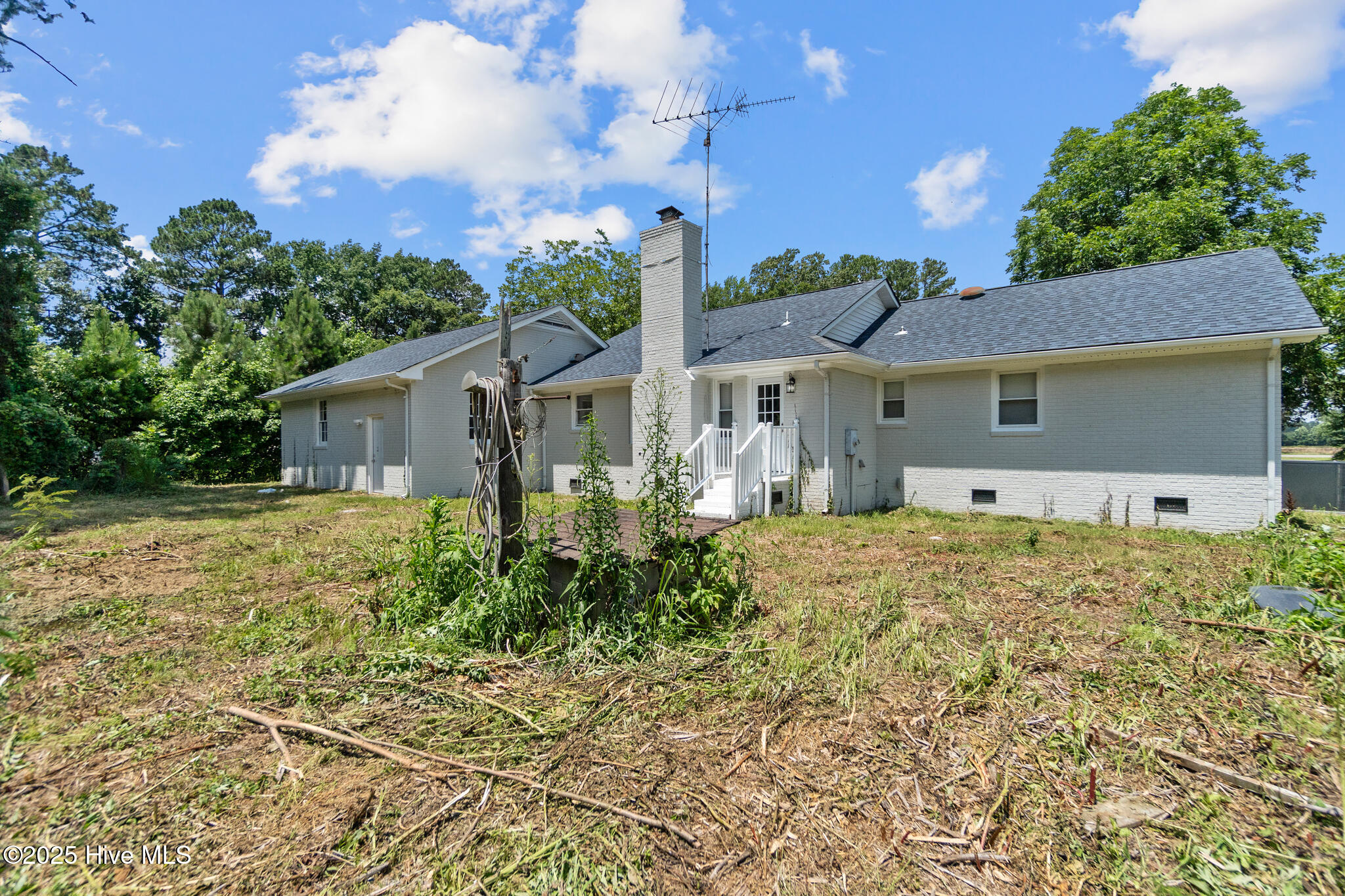 534 White Oak Road Property Photo 4