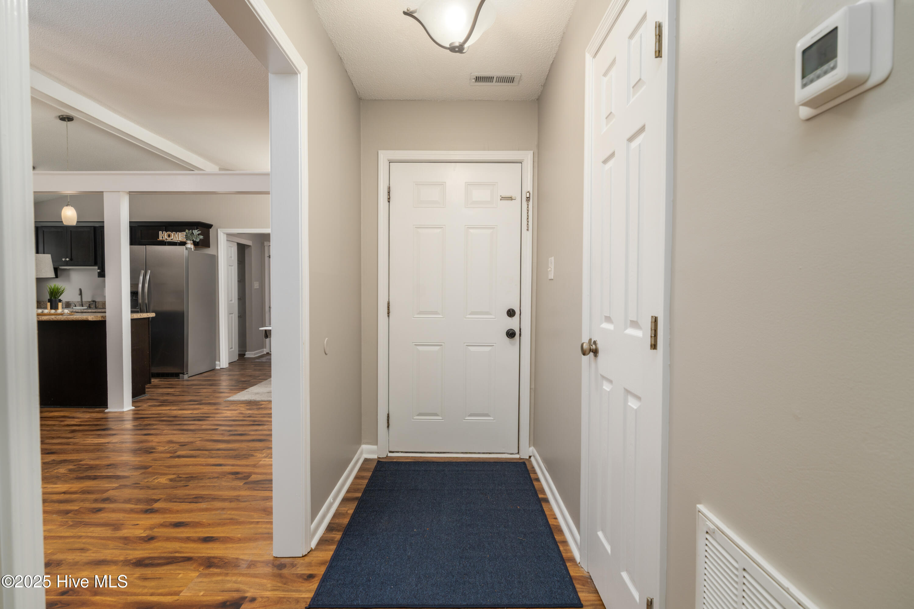 103 Woodside Court Property Photo 4