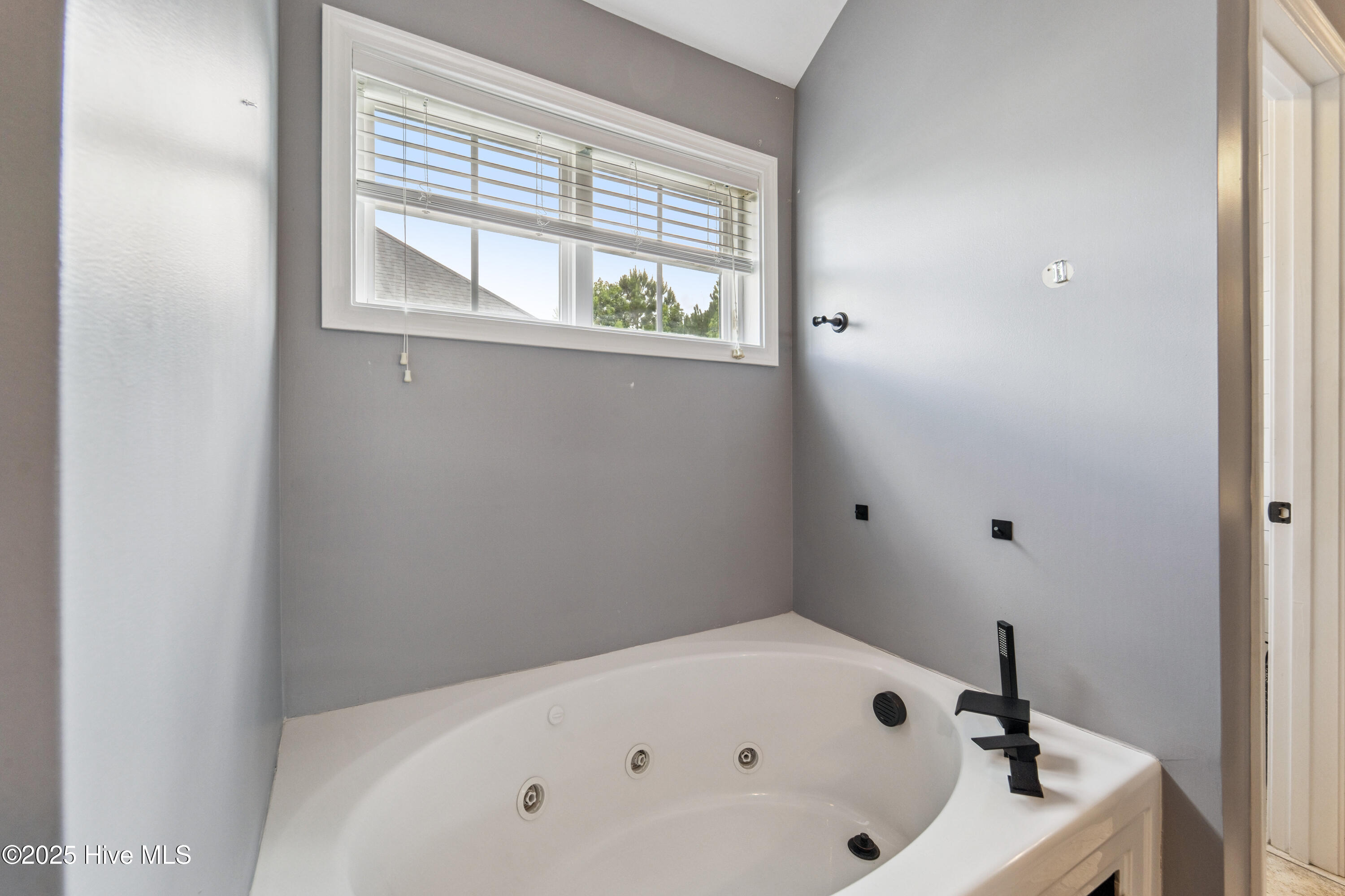 507 Walkens Woods Lane Property Photo 64