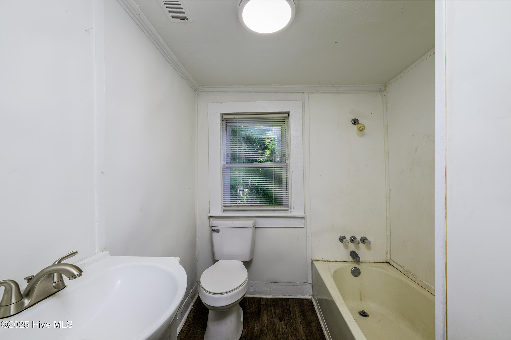 617 1st Avenue Property Photo 15
