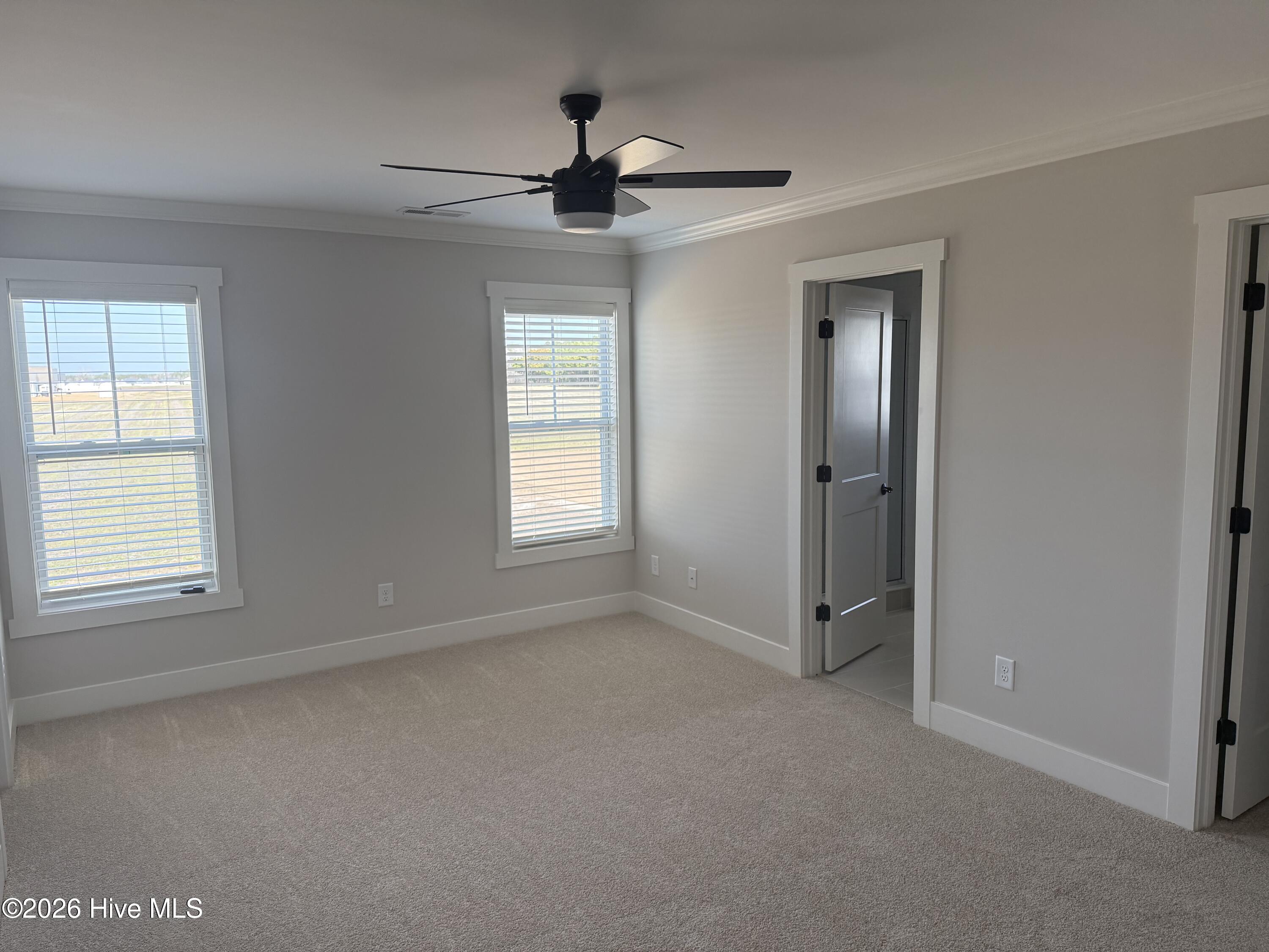 1033 Seven Iron Drive Property Photo 13