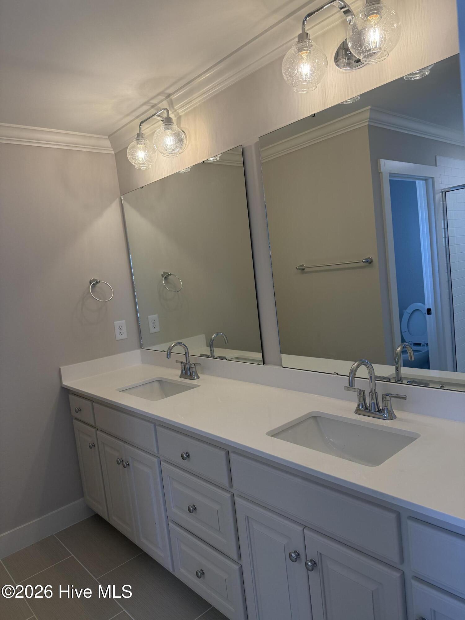 1033 Seven Iron Drive Property Photo 14