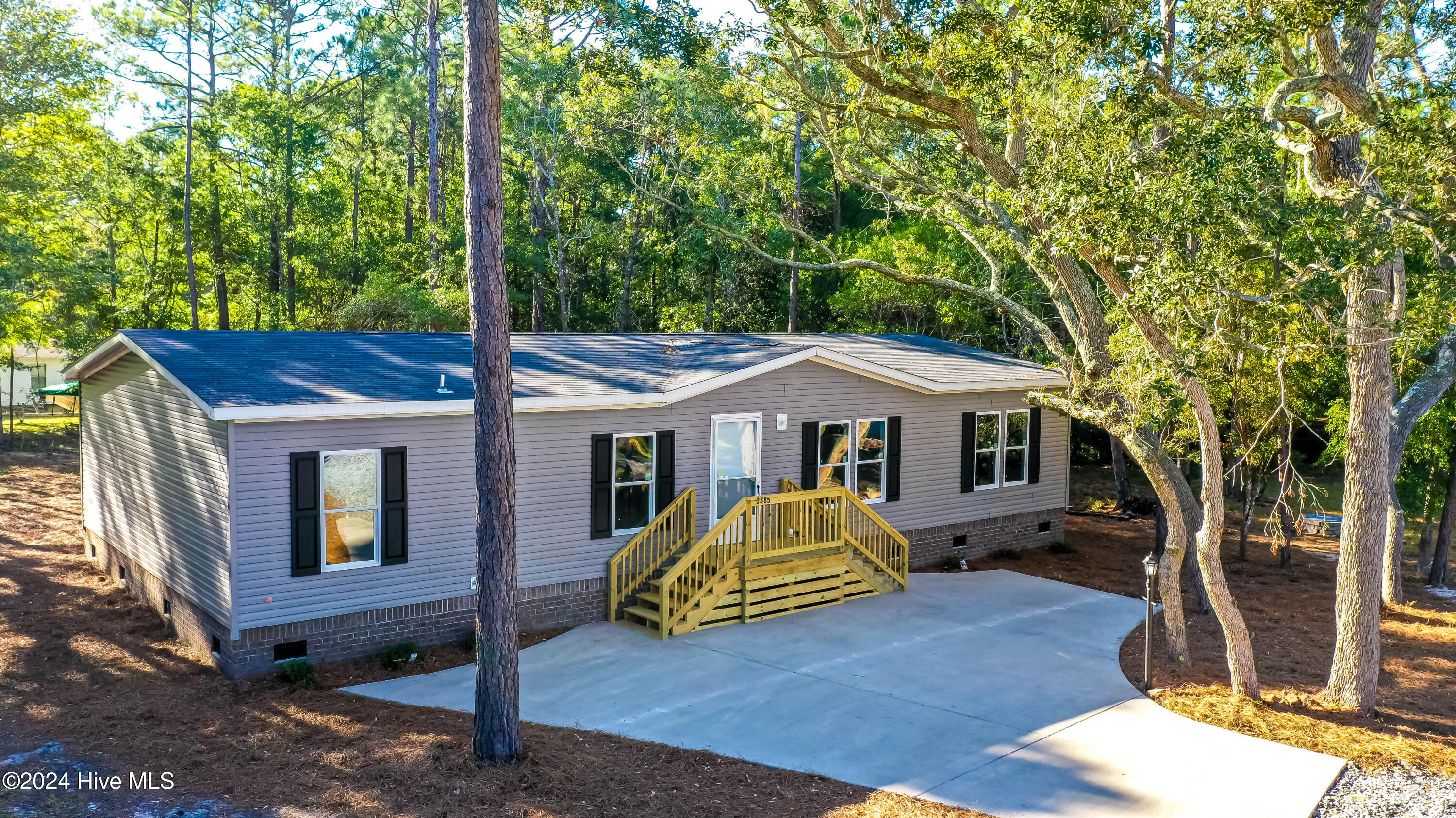 3385 Marlin Drive Property Photo 1