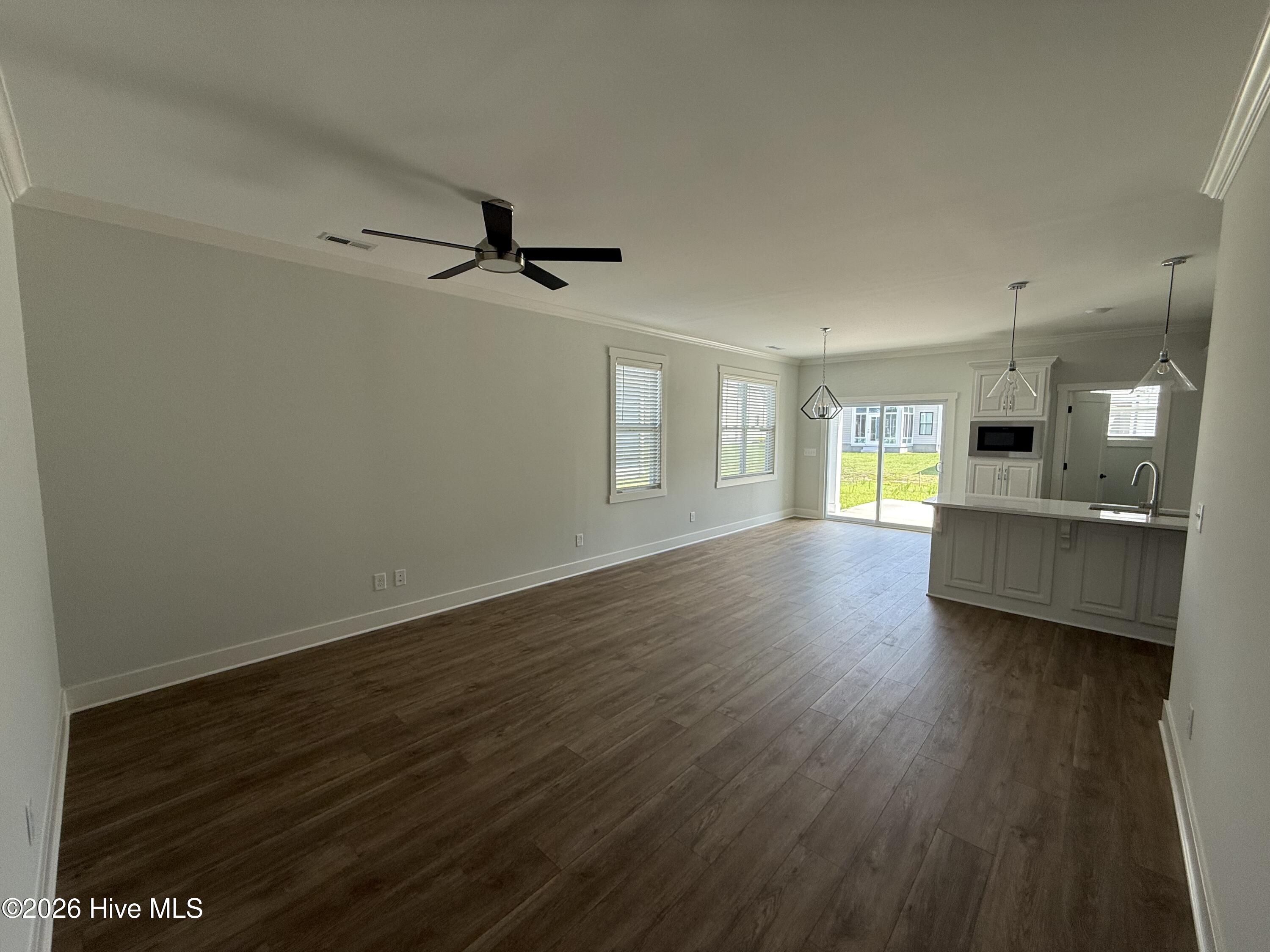 1024 Seven Iron Drive Property Photo 4