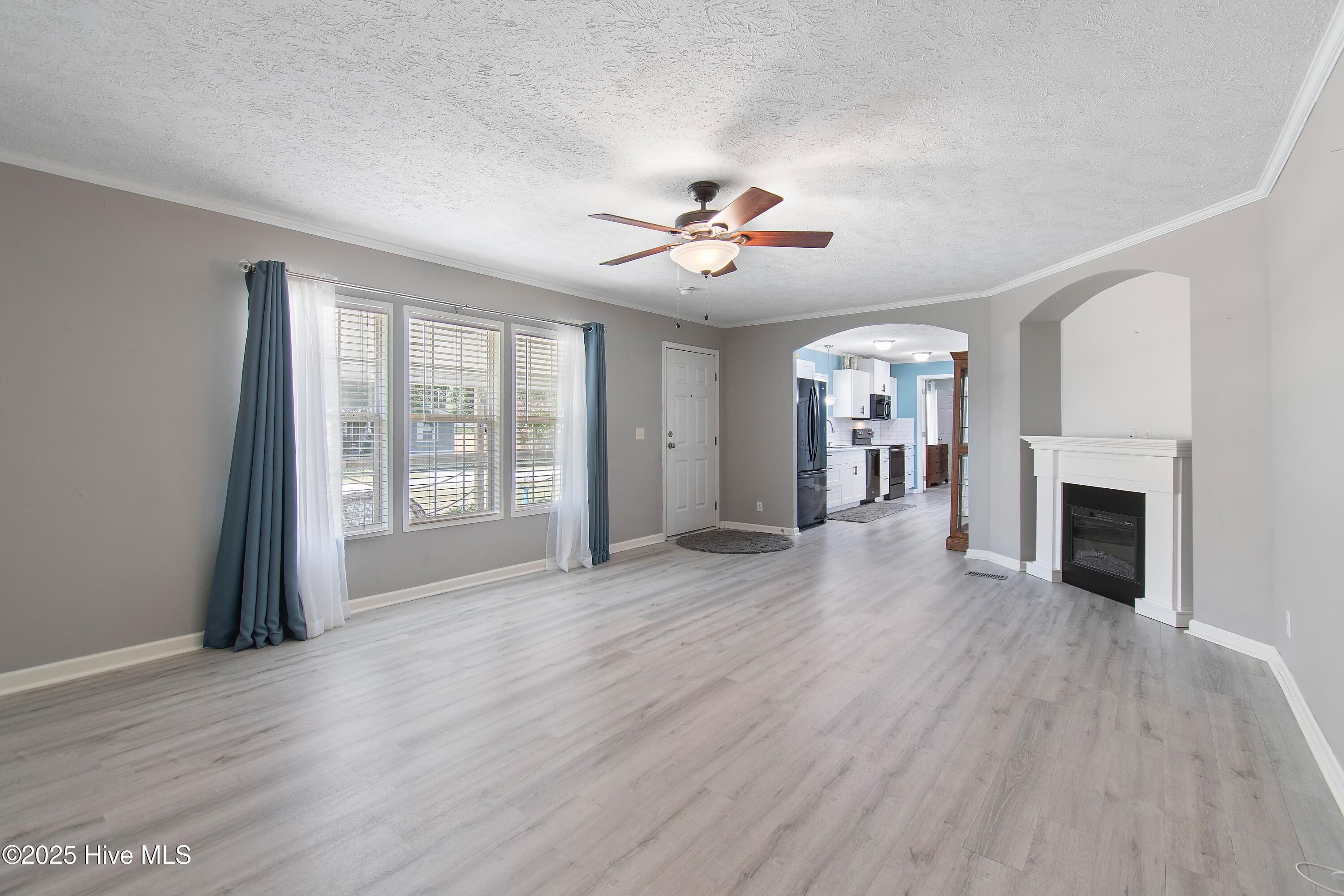 1346 Carlisle Street Property Photo 5