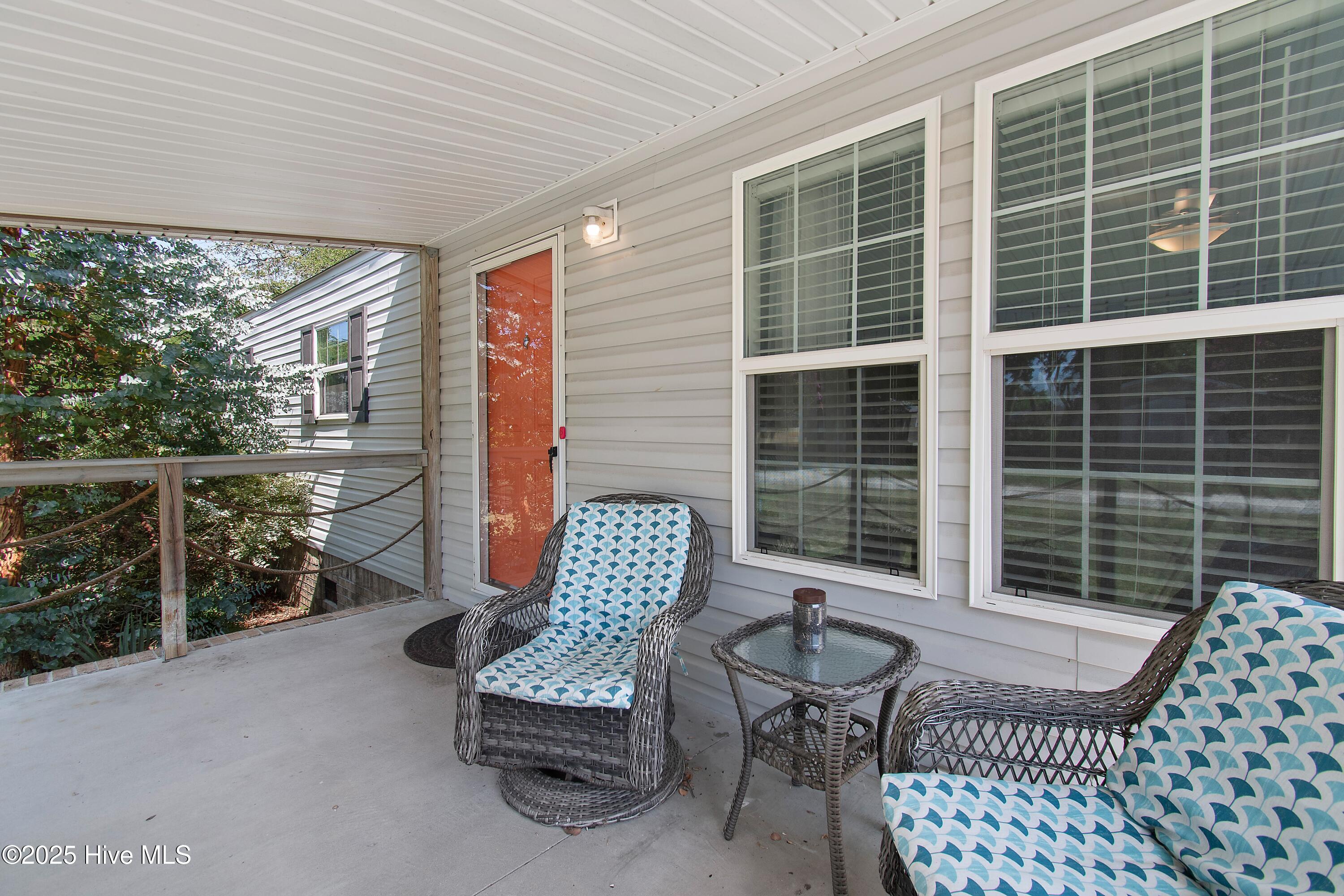 1346 Carlisle Street Property Photo 11