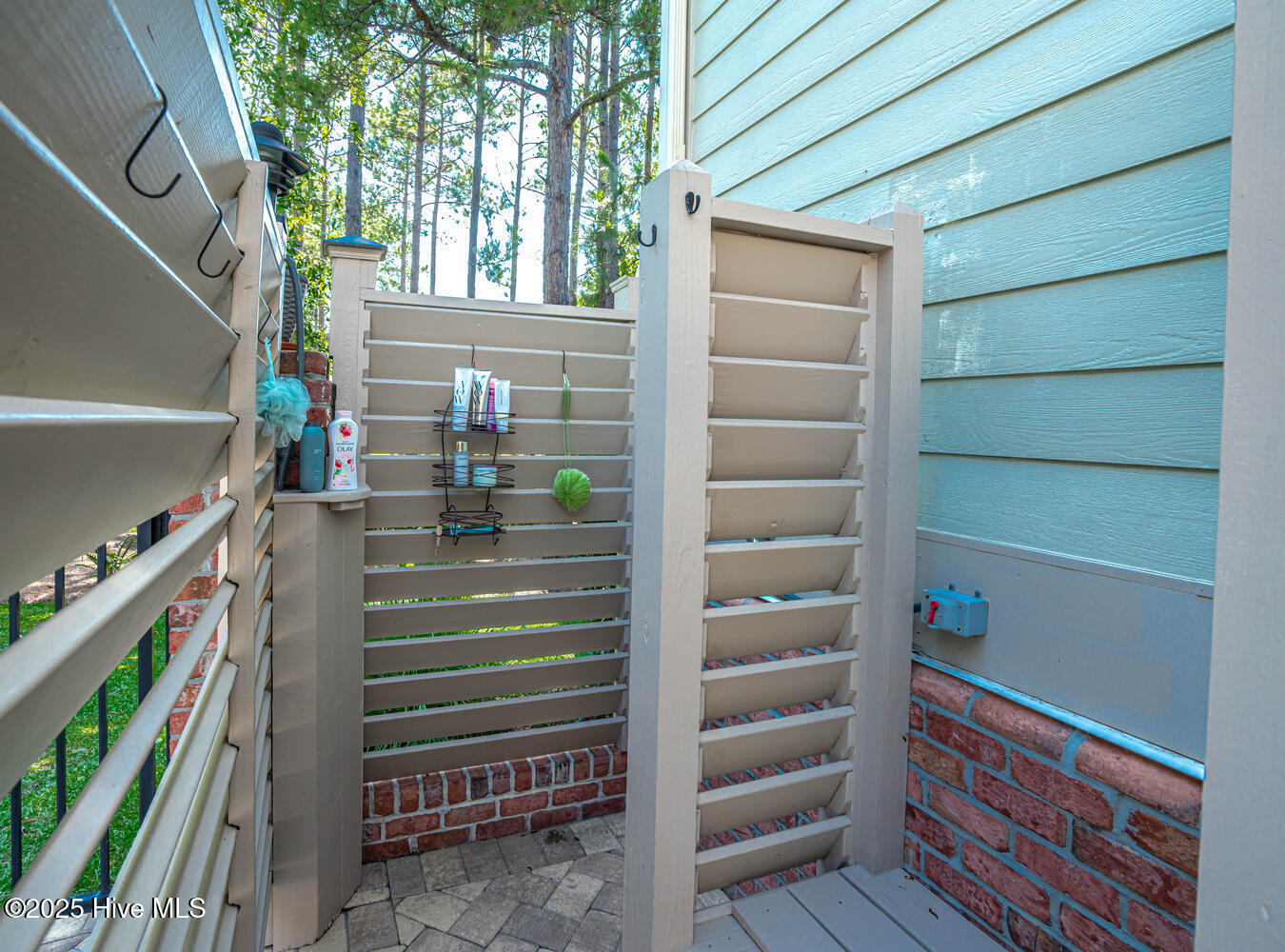 6601 Annesbrook Place Property Photo 48