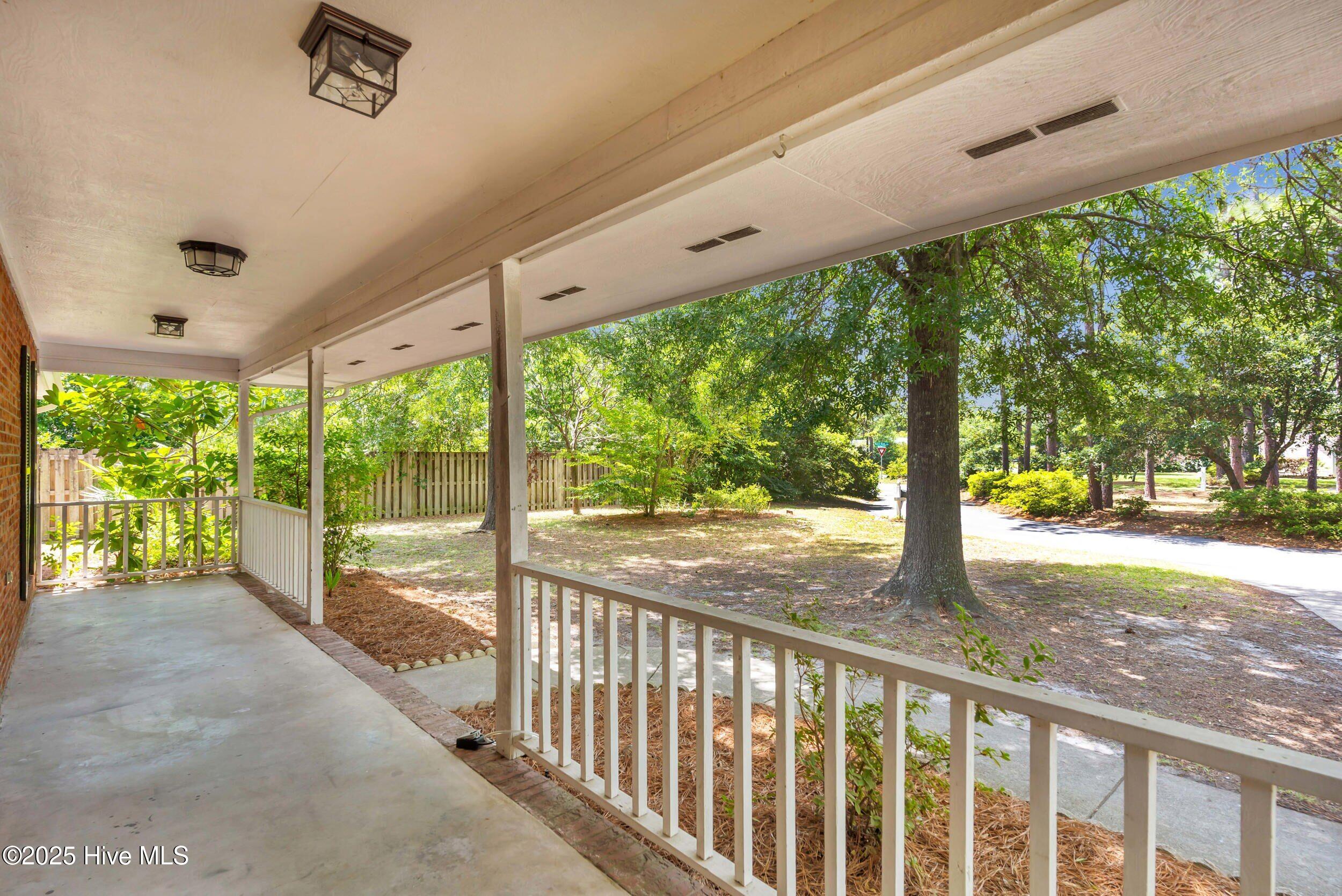 5449 Duck Hawk Court Property Photo 6